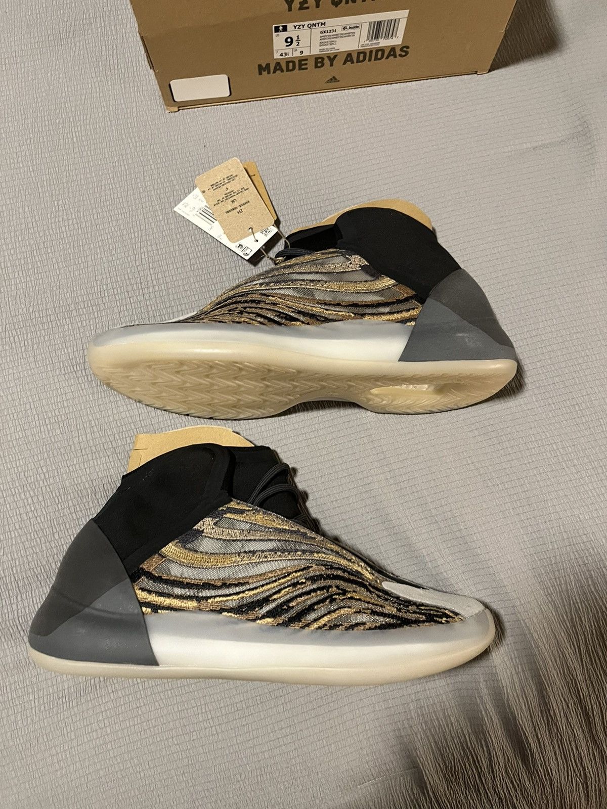 Yeezy Yeezy QNTM Amber Size US 9.5 / EU 42-43 - 2 Thumbnail
