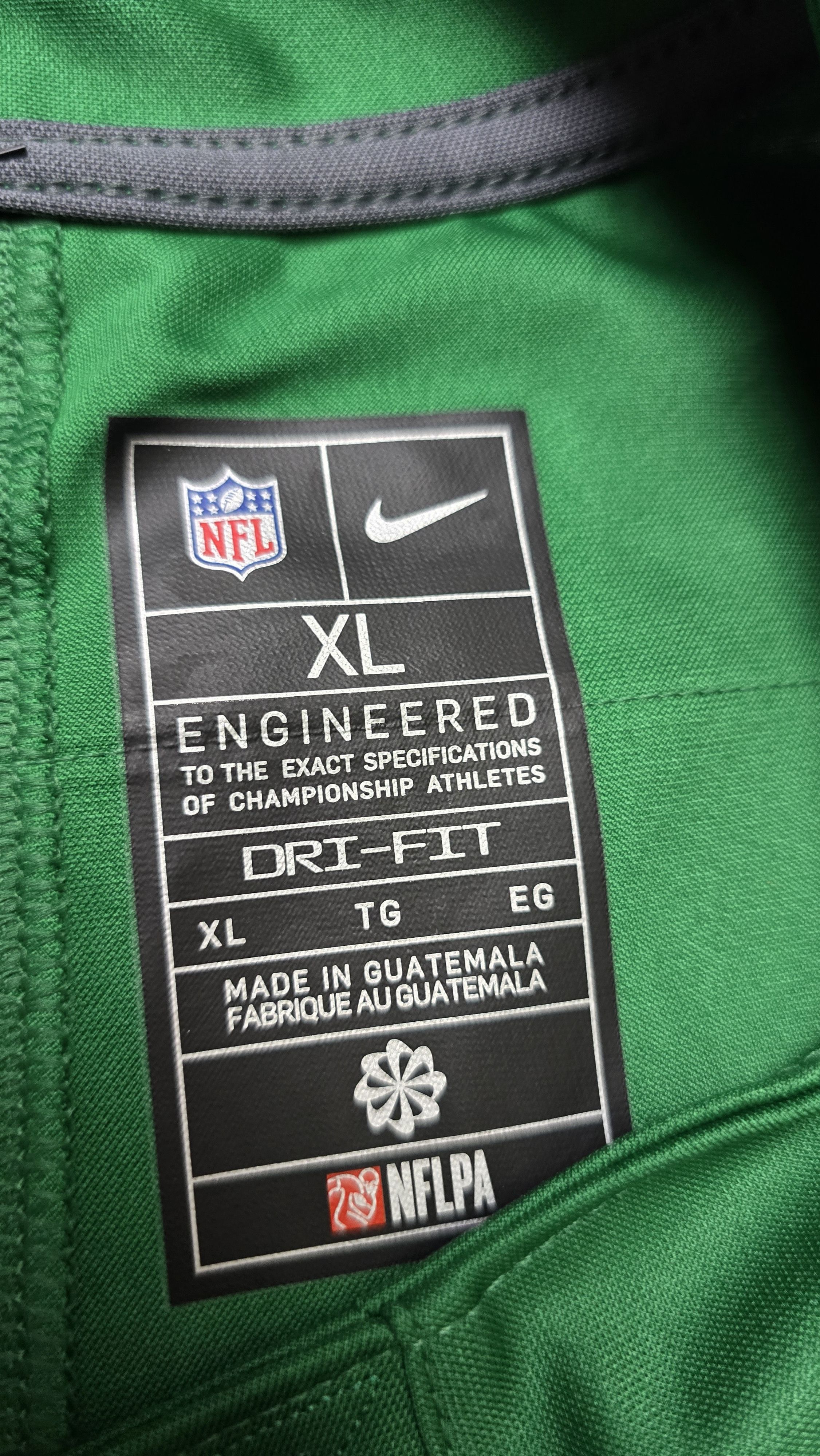 Nike Darius Slay Jr Eagles Vapor FUSE Super Bowl Champions Jersey Size US XL / EU 56 / 4 - 20 Thumbnail
