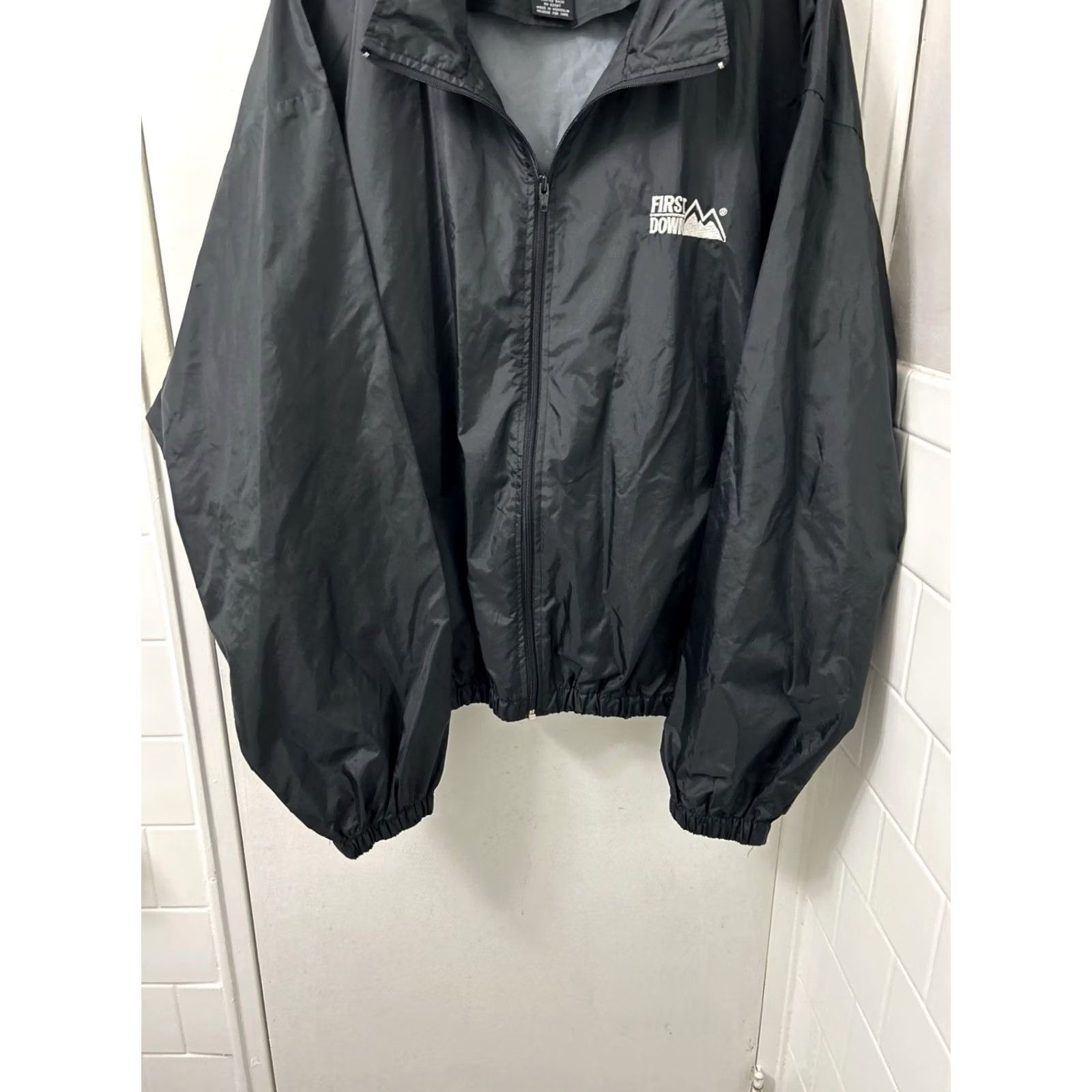 Vintage Vintage First Down Windbreaker Jacket Mens XL Black Full Zip Size US XL / EU 56 / 4 - 3 Thumbnail