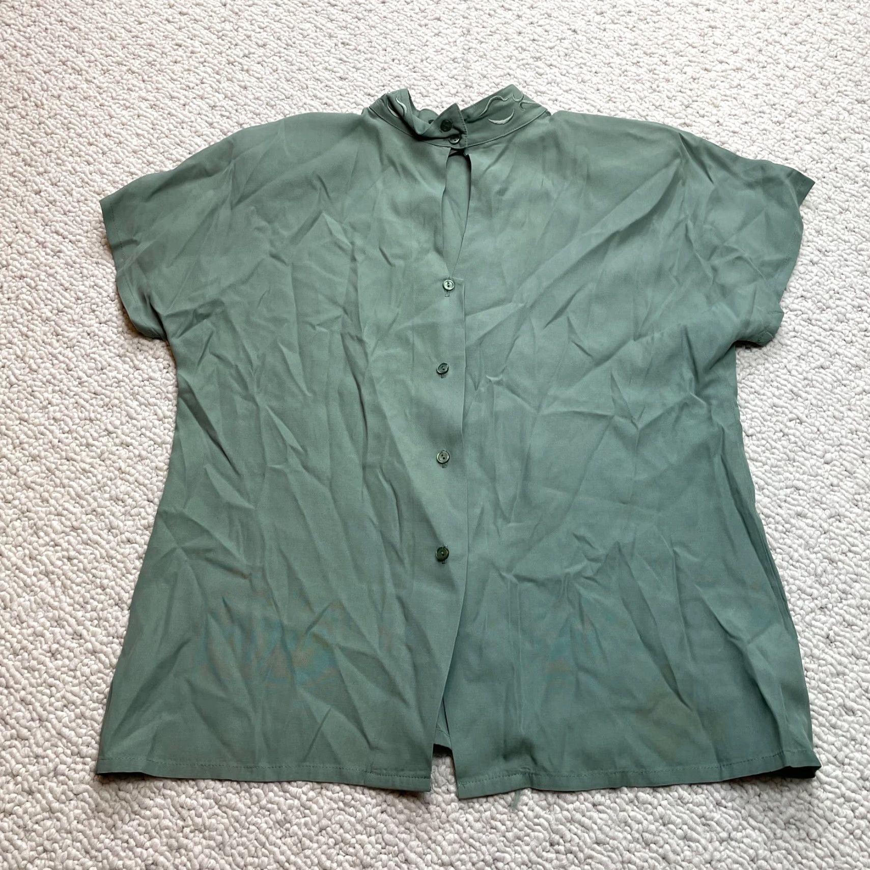 Vintage VINTAGE Nicola Blouse Top Womens L Green Short Sleeve Button Up Embroidered Classic 90s Style Shirt Womens Regular Fit Size L / US 10 / IT 46 - 7 Thumbnail