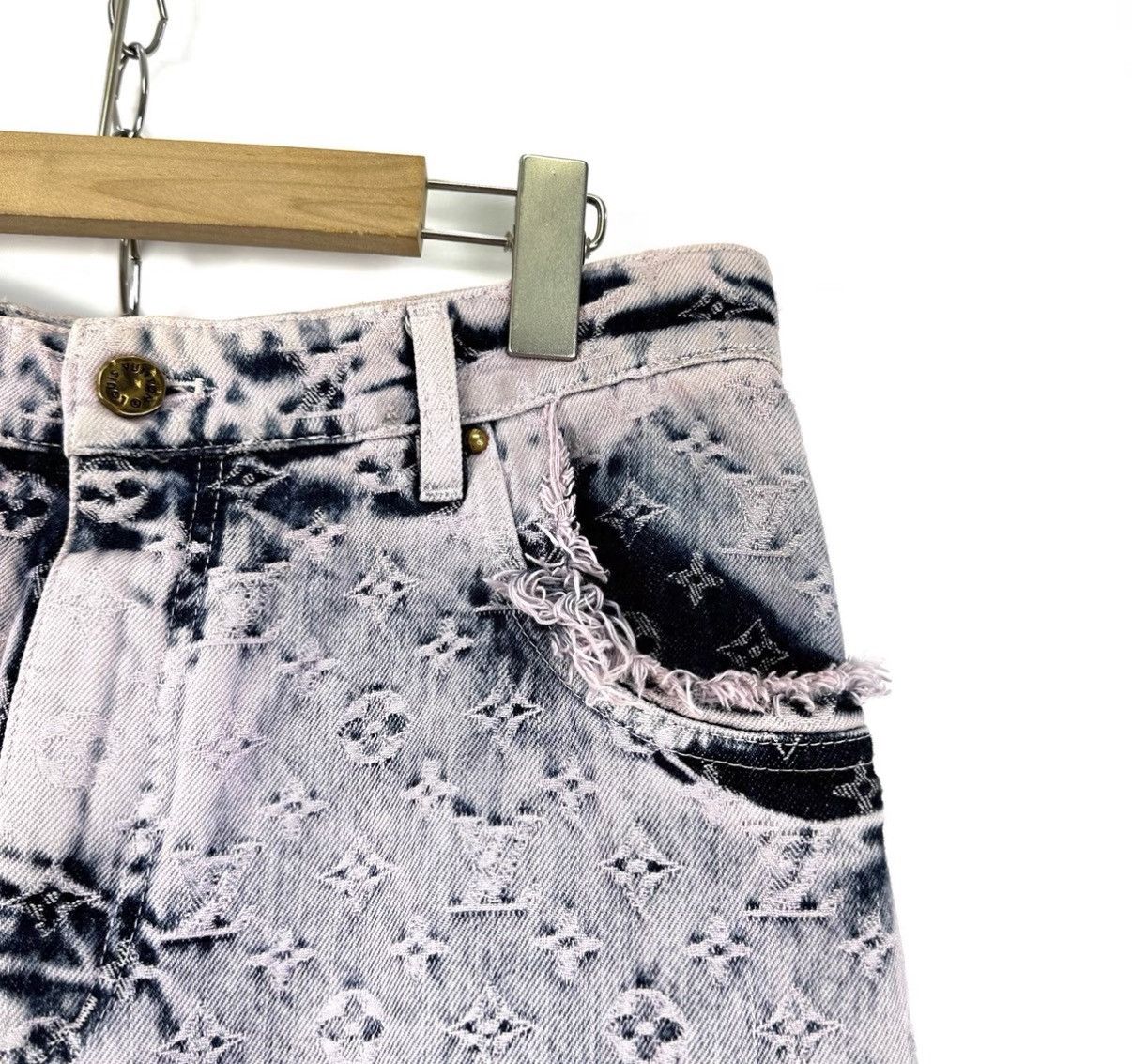 Louis Vuitton Louis Vuitton Multi-Pocket Fringe Distressed Jeans K12 Size 33" - 5 Thumbnail