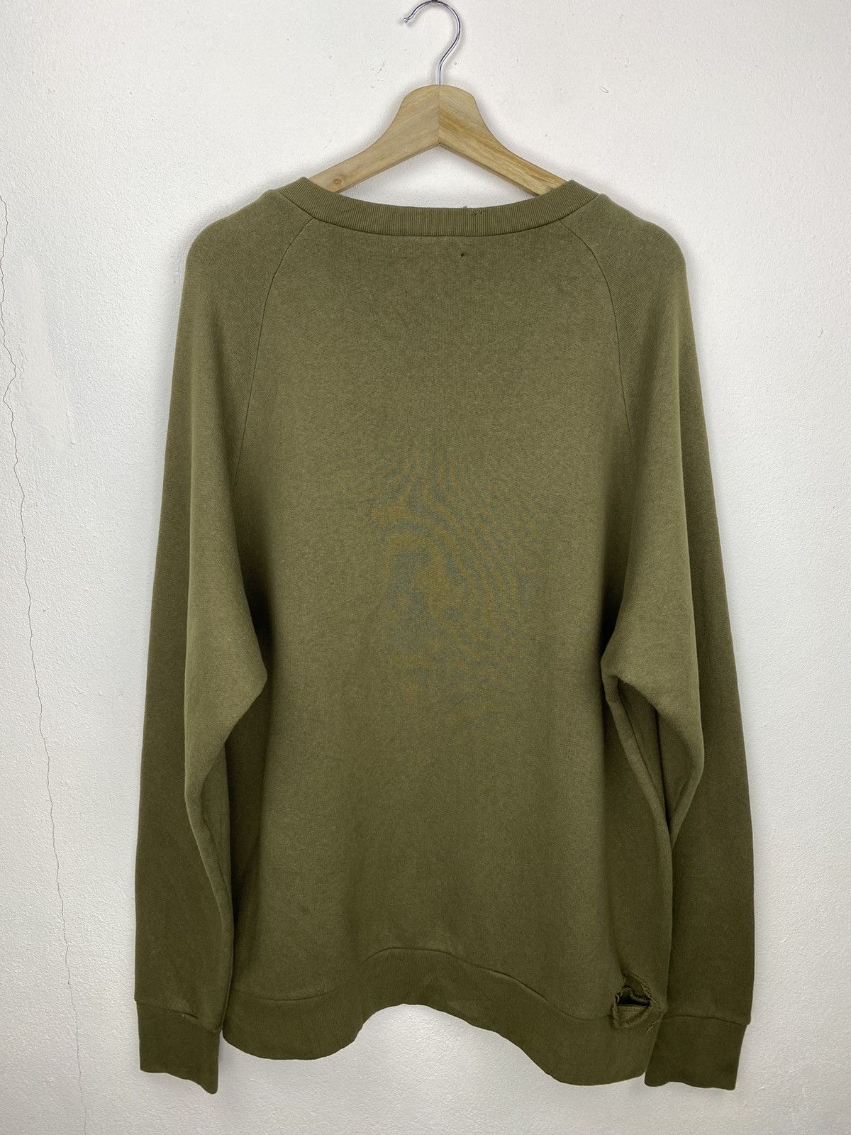 Jun Takahashi UNDERCOVER by Jun Takahashi Ripped Oversized Jumper Size US M / EU 48-50 / 2 - 12 Thumbnail