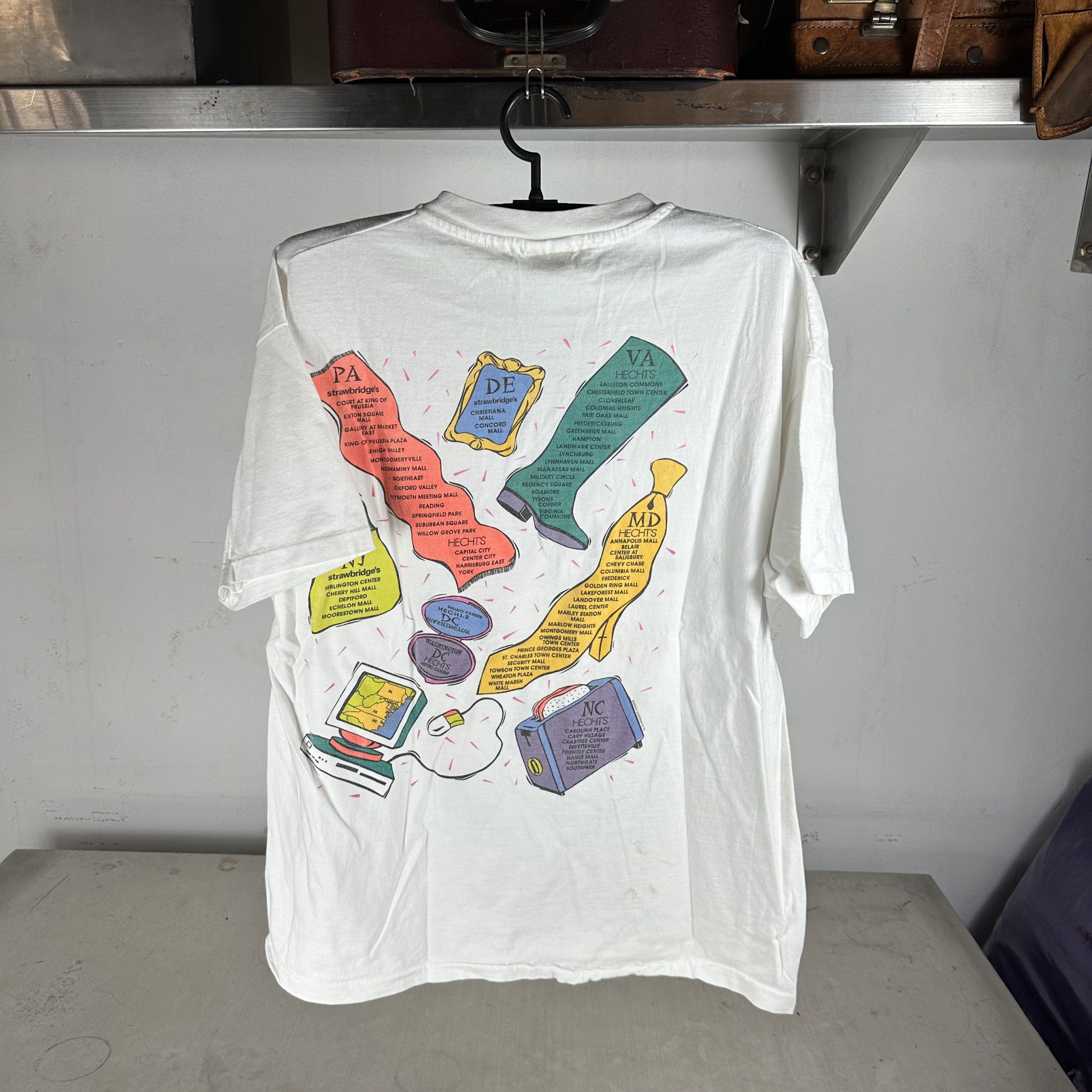 Vintage 90s Strawbridge's & Hecht's Shopping Mall Artwork T-shirt Size US XL / EU 56 / 4 - 3 Thumbnail