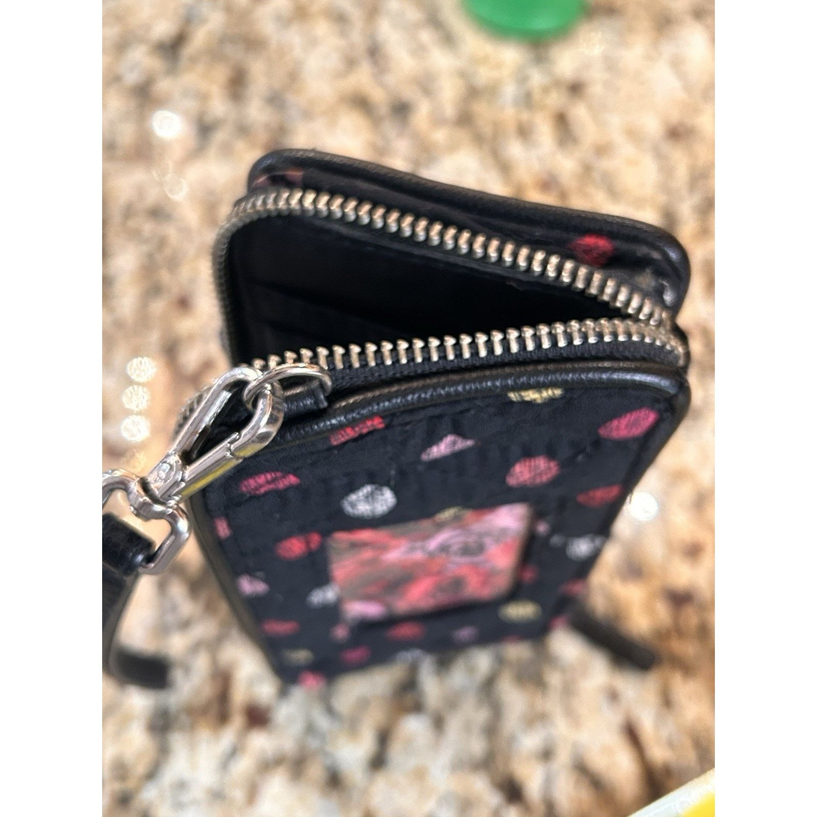 Vera Bradley vera bradley zip around wallet Black RFID Dots Size ONE SIZE - 10 Thumbnail