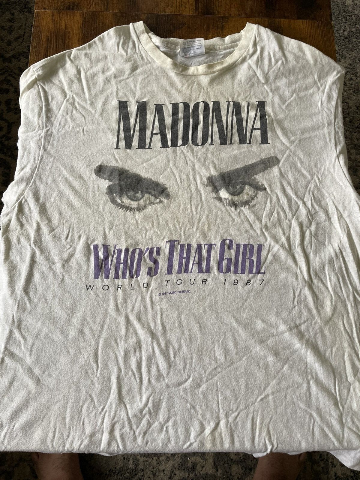 image of Band Tees x Tour Tee Vintage 80’S Who’S That Girl Madonna World Tour T Shirt in White (Size Large)