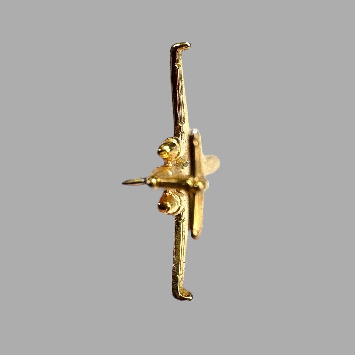 O. Ballou Ballou Gold Tone Collectible Jet Airplane Lapel Pin 1” Size ONE SIZE - 10 Thumbnail