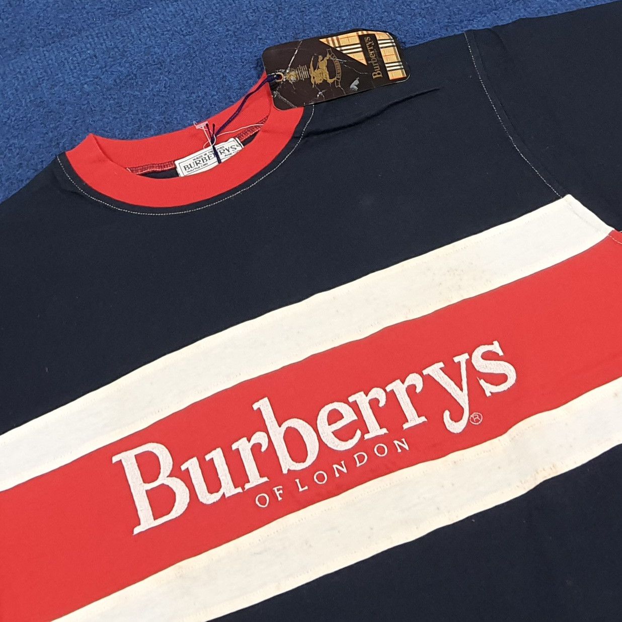 Burberry Vintage Burberrys London Striped Deadstock Tshirt C299N13 Size US M / EU 48-50 / 2 - 3 Thumbnail