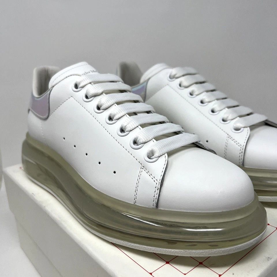 Alexander McQueen o1w1db10925 Oversized Transparent Sole Sneaker in White Size US 8.5 / IT 38.5 - 8 Thumbnail