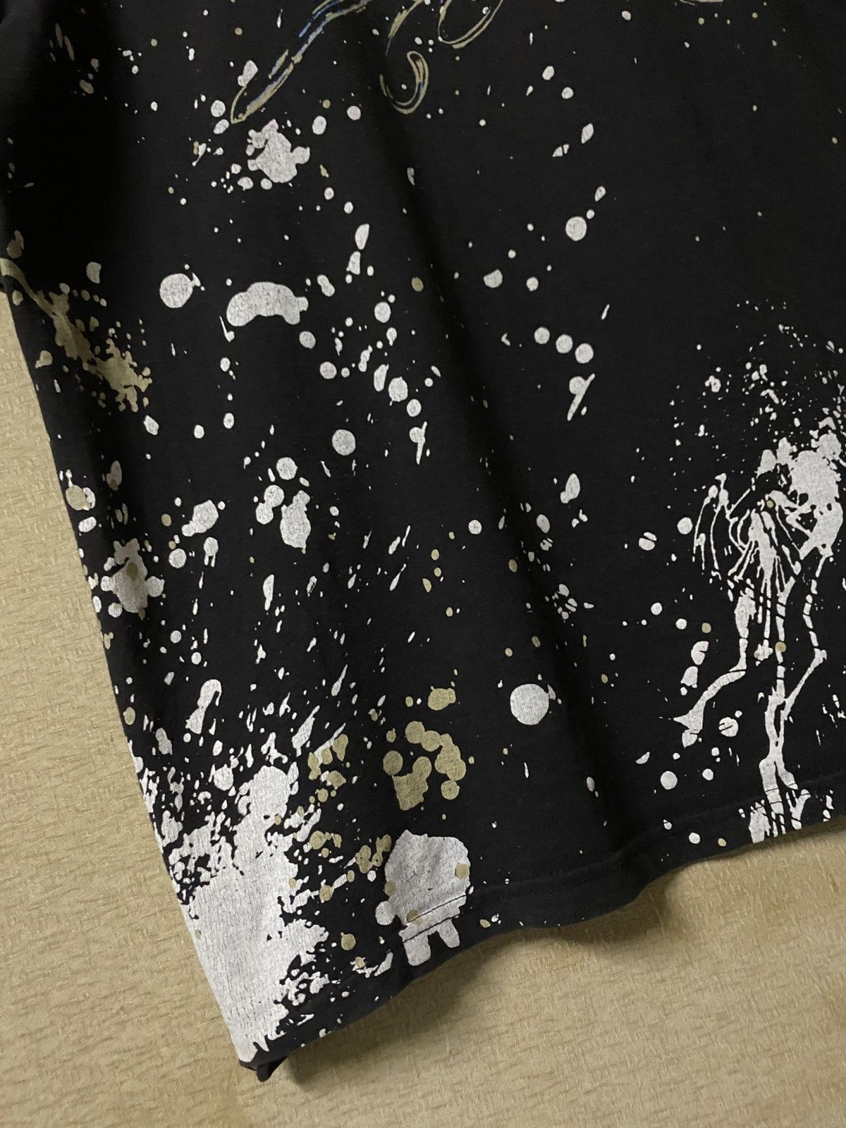 Ecko Unltd. ECKO UNLTD Sexy Girls Spray Art Overprint Tshirt Size US L / EU 52-54 / 3 - 12 Thumbnail