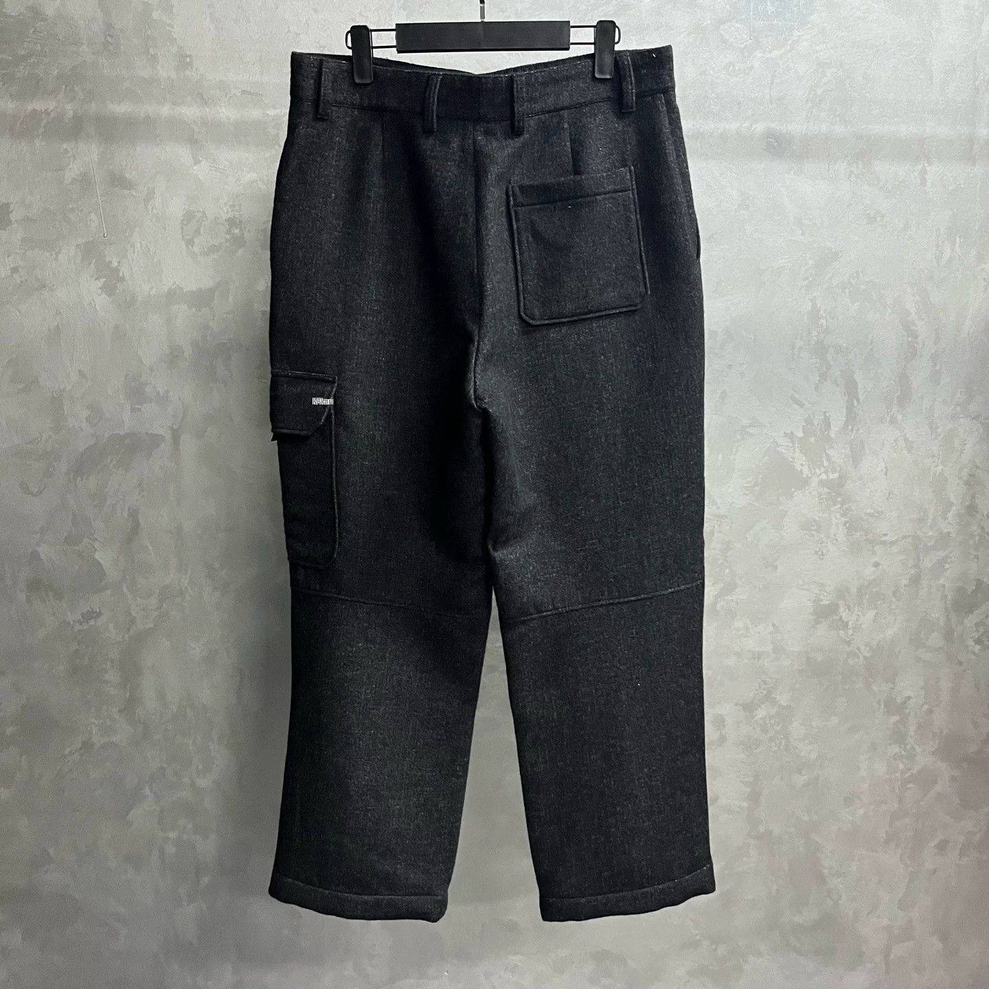 Louis Vuitton Louis Vuitton Gray Mid-Rise Straight Casual Pants Size US 34 / EU 50 - 2 Thumbnail