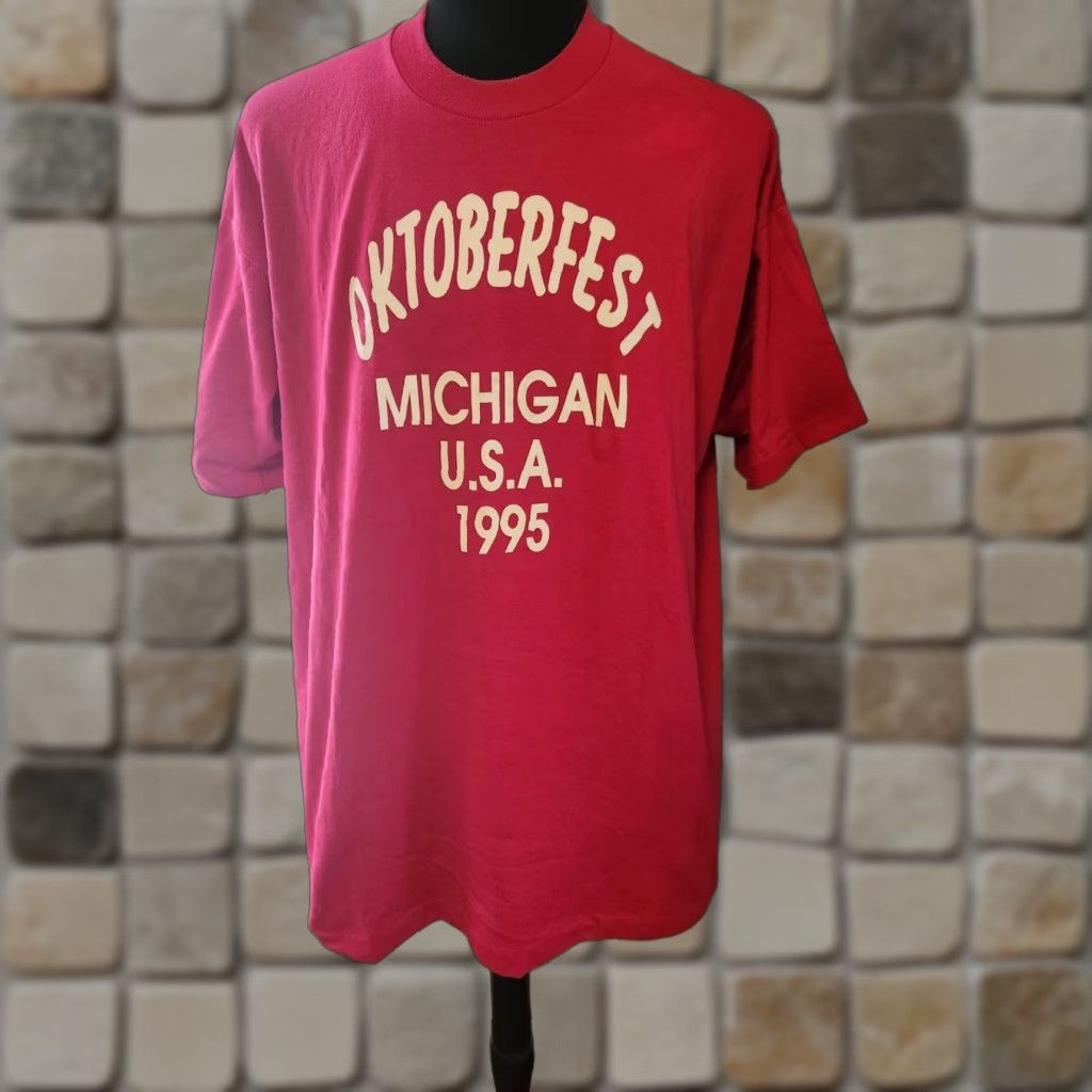 Vintage VINTAGE 1995 Oktoberfest Michigan T-shirt 2XL Purple Single Stitch Shirt Mens Women Unisex 90s Magenta Size US XXL / EU 58 / 5 - 1 Thumbnail