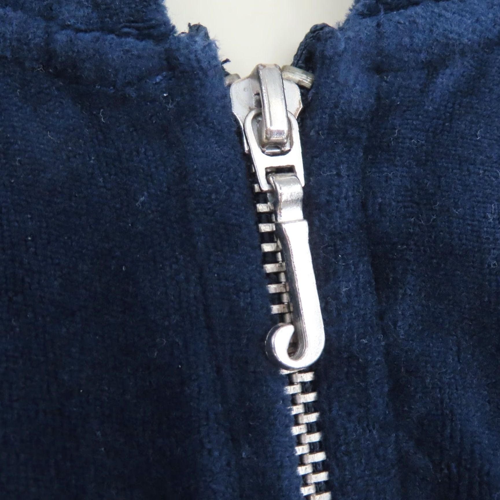 Juicy Couture VINTAGE Juicy Couture Women Medium Blue Velour Full Zip Hoodie Track Suit M Blue Velour Full Zip Hoodie Womens Multifunctional Casual Size M / US 6-8 / IT 42-44 - 3 Thumbnail
