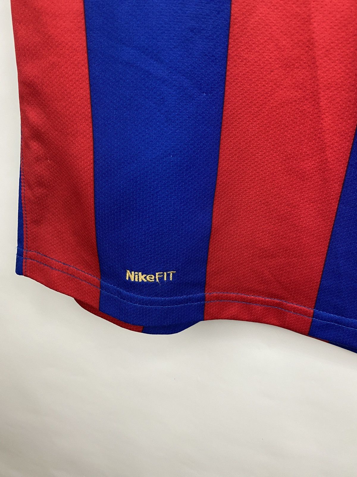 Nike 🇨🇭 Vintage 2009 Nike Alex 50 Basel Jersey Soccer T-Shirt Rare Size US L / EU 52-54 / 3 - 8 Thumbnail