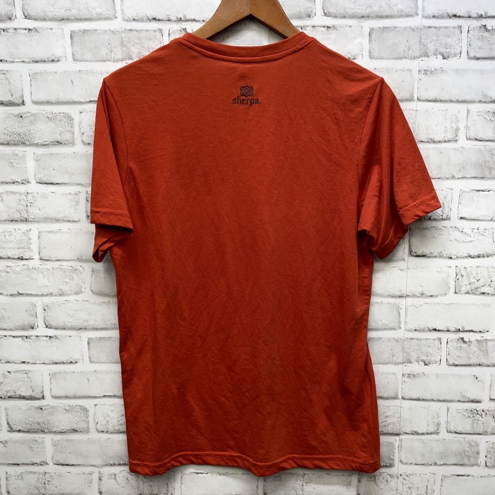 Vintage Sherpa Orange Graphic Tee Mens Size M Athletic Polyester Blend Size US M / EU 48-50 / 2 - 5 Thumbnail