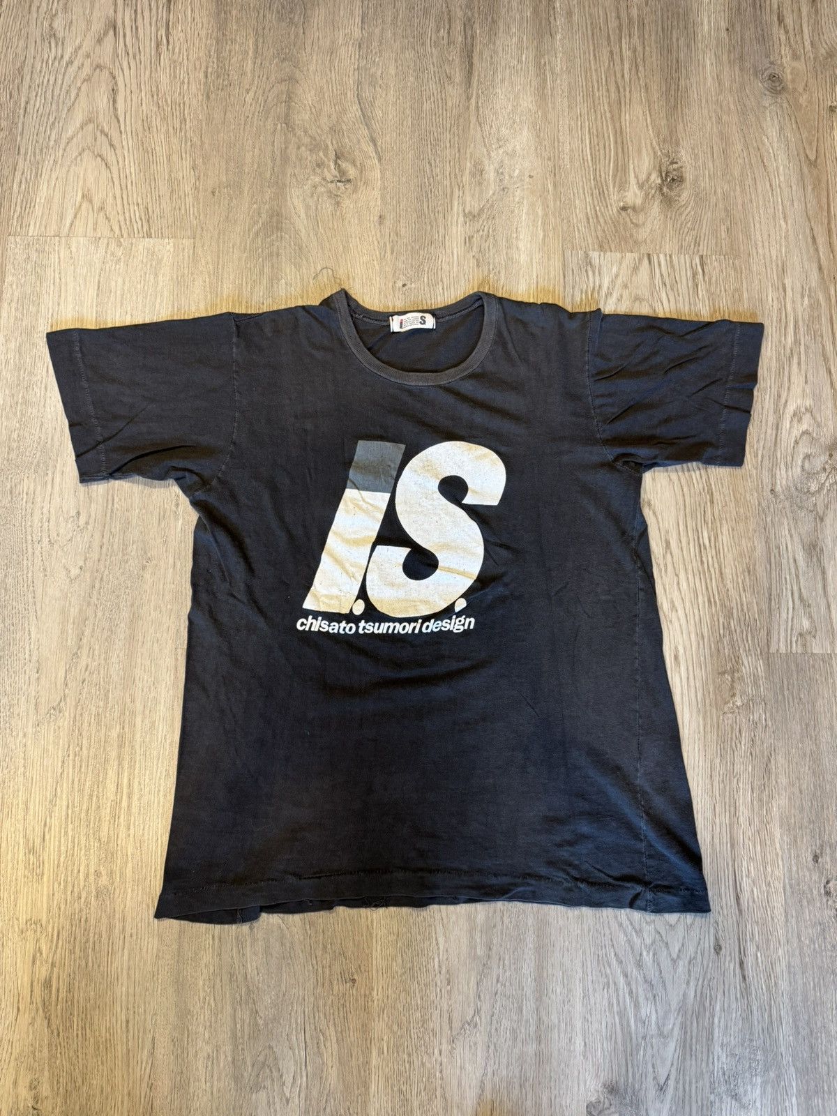 Issey Miyake VINTAGE ISSEY MIYAKE DISTRESSED BLACK T SHIRT Size S / US 4 / IT 40 - 1 Thumbnail