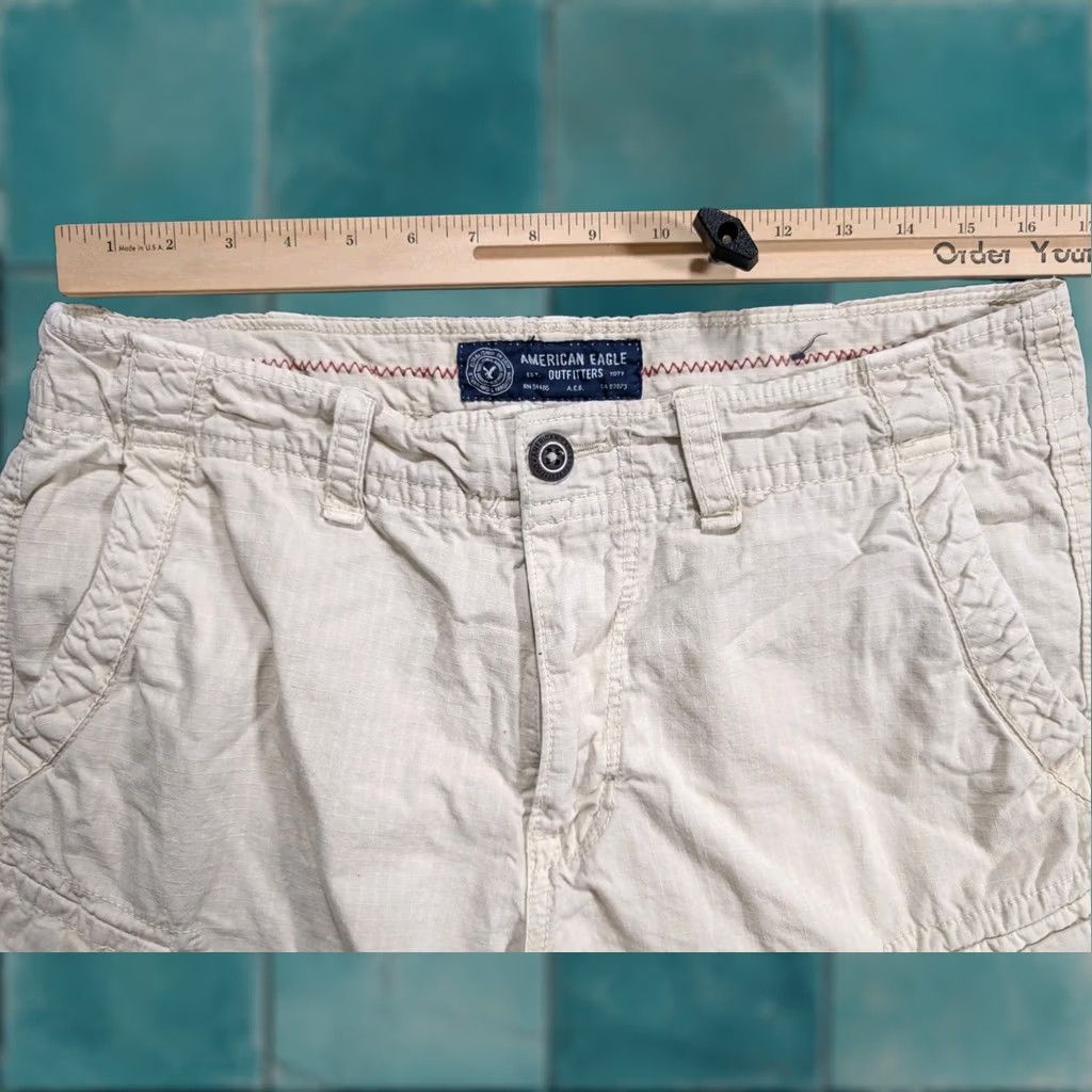 American Eagle Outfitters American Eagle Men's Classic Length Casual Shorts 9" Inseam Ivory Cream Size 33 Size US 32 / EU 48 - 1 Thumbnail