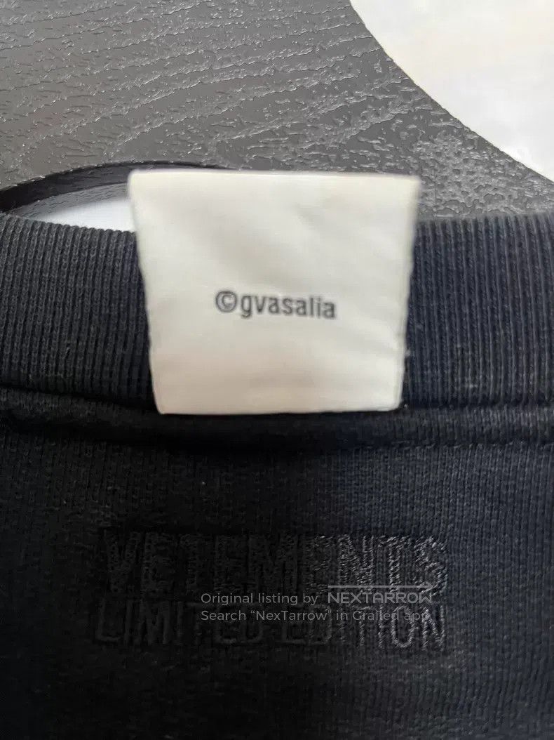 Vetements Vetements Holey Sweatshirt Size US S / EU 44-46 / 1 - 5 Thumbnail
