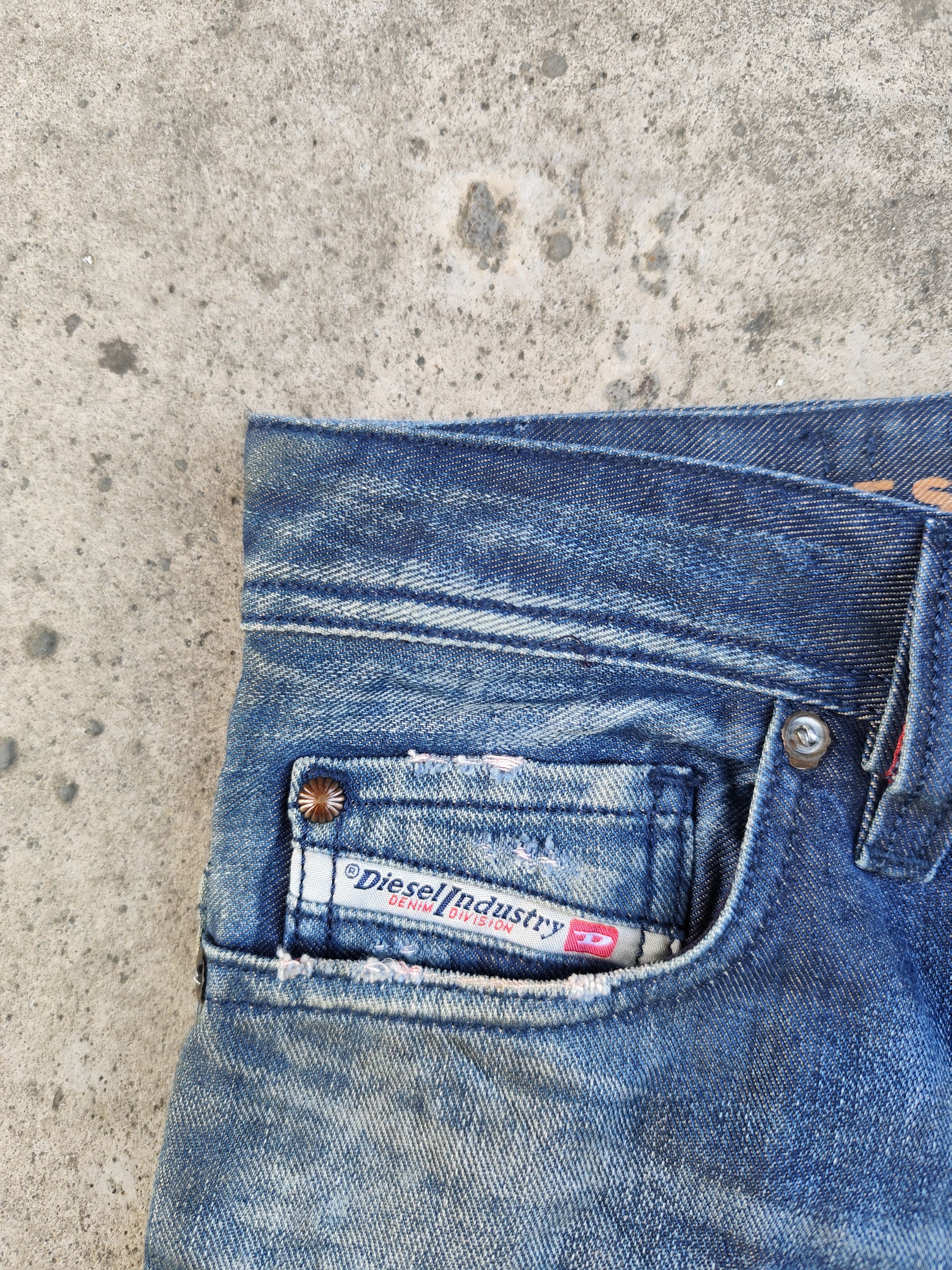 Diesel × Diesel Black Gold × Vintage Diesel jeans distressed Size US 30 / EU 46 - 6 Thumbnail