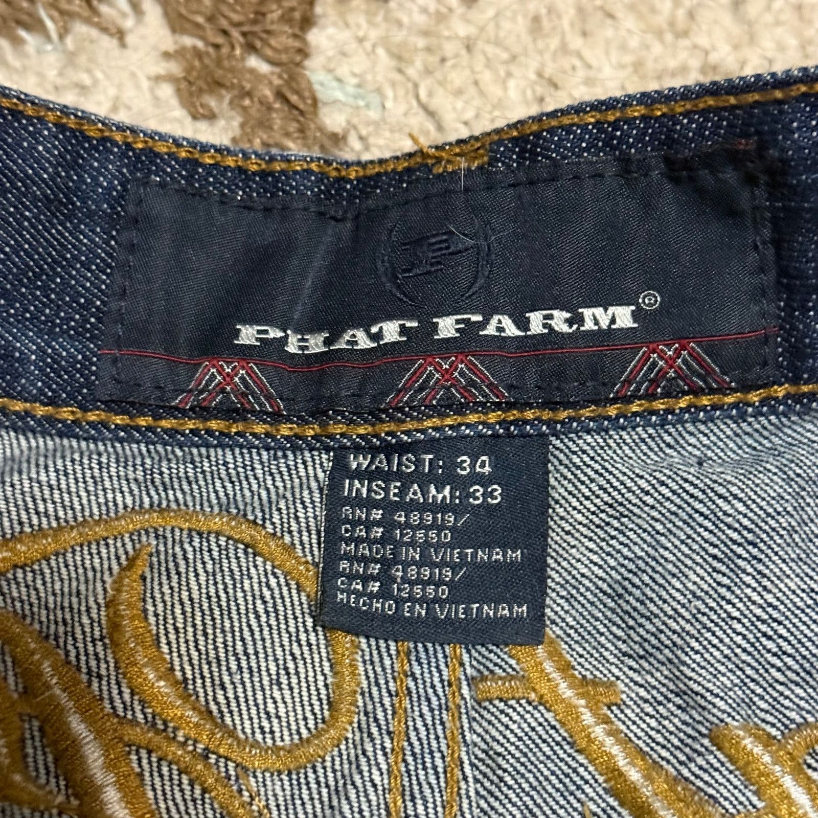 Phat Farm Vintage Phat Farm Baggy Jeans Size 33x30 Spellout Y2K Size US 33 - 5 Thumbnail