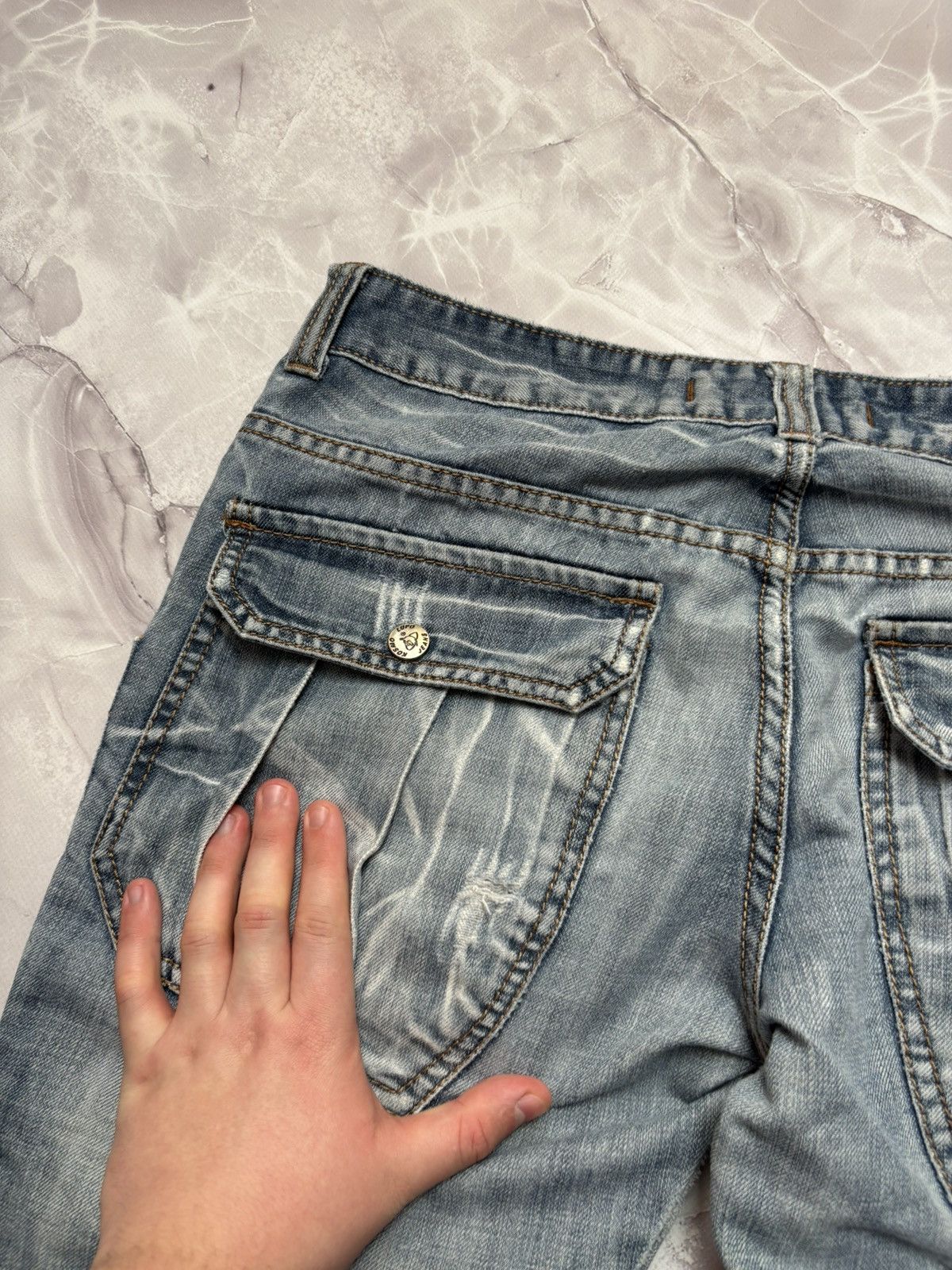 Japanese Brand Kosmo Lupo Japanese Style Denim Cargo Jeans Distressed Y2K Size US 32 / EU 48 - 11 Thumbnail