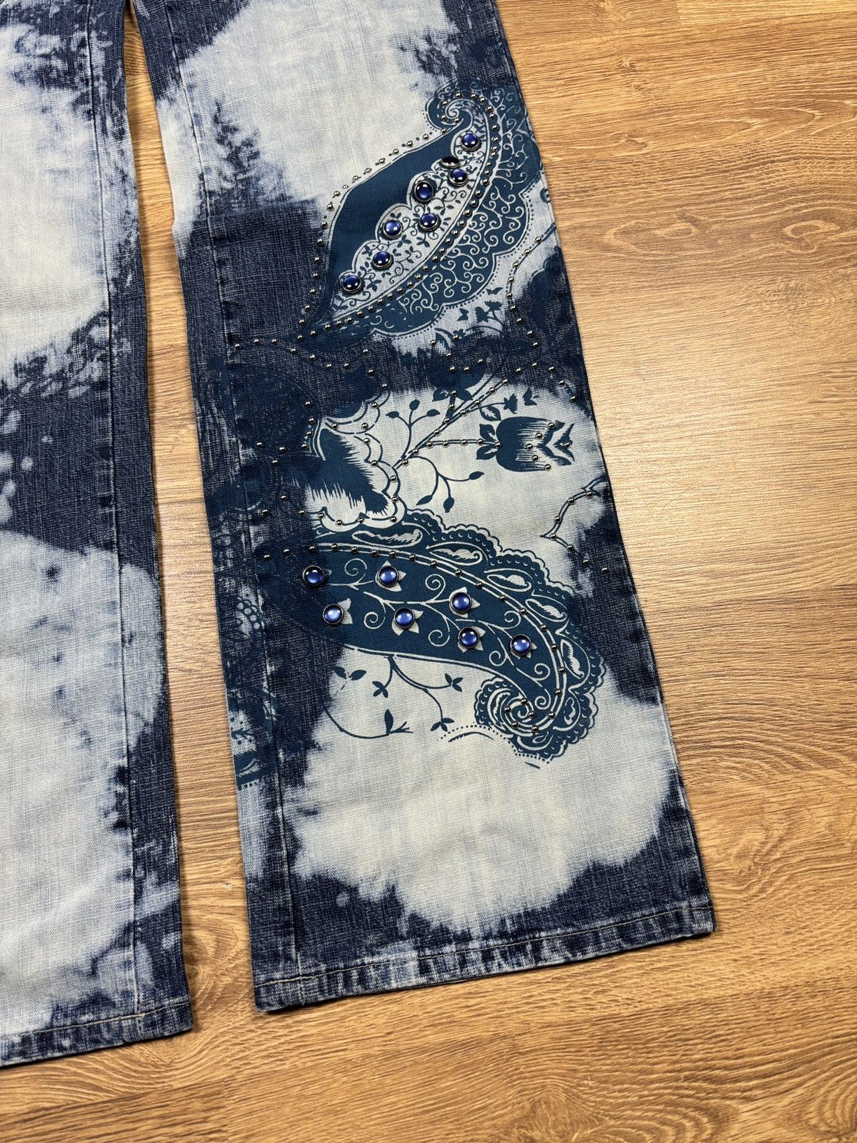 Gianfranco Ferre Gianfranco Ferré Graphic Rhinestone Denim Pants Size 30" / US 8 / IT 44 - 4 Thumbnail