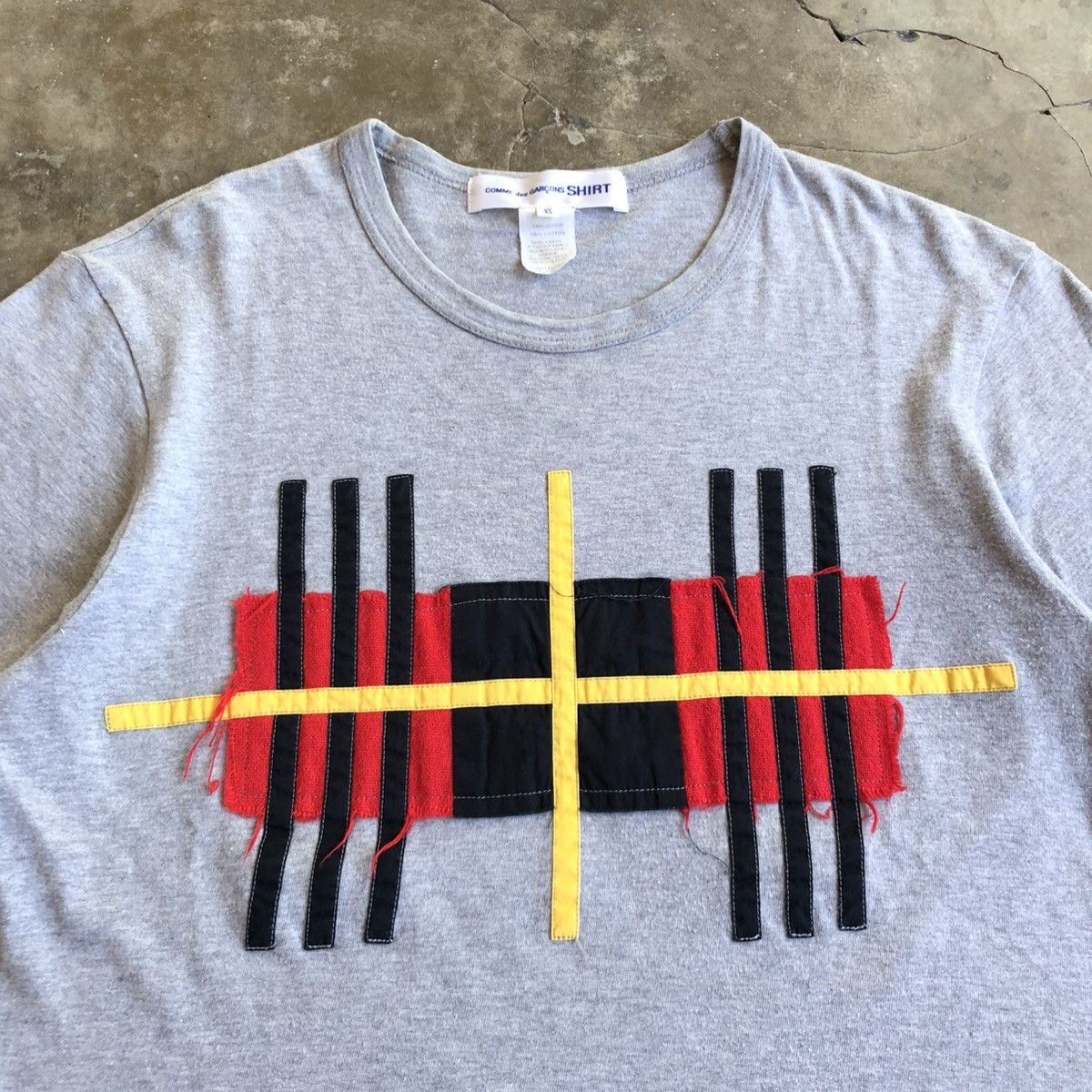 Comme des Garcons SHIRT 🇫🇷 Comme Des Garcons Shirt Geometry Patch T-shirt Designer Size US S / EU 44-46 / 1 - 5 Thumbnail