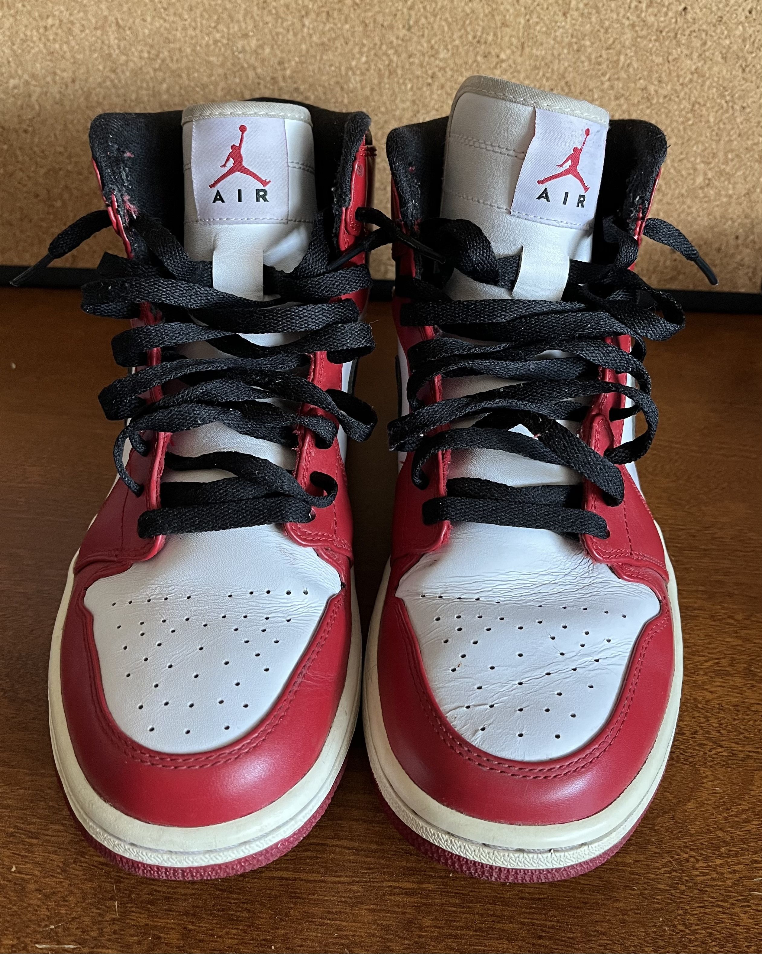 Jordan Brand × Nike Jordan 1 Chicago 2012 Size US 9 / EU 42 - 2 Thumbnail