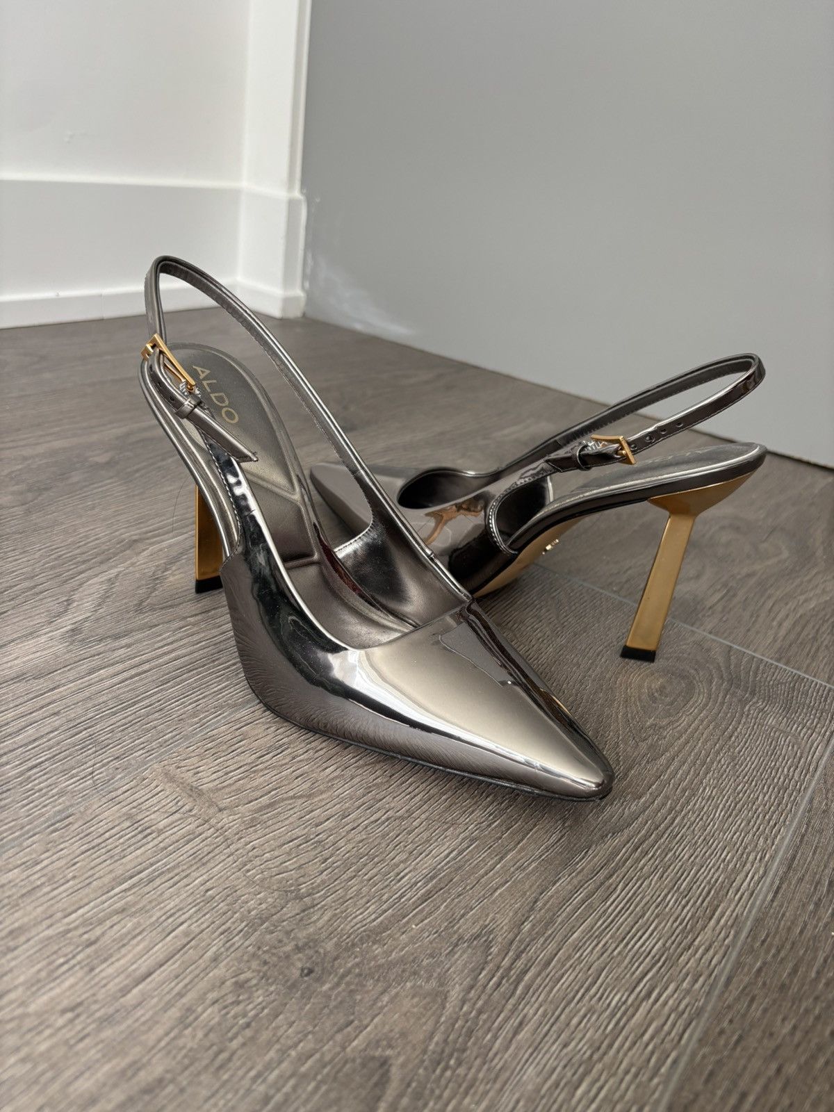 Aldo ALDO Chrome Slingback Heels Size US 8.5 / IT 38.5 - 3 Thumbnail