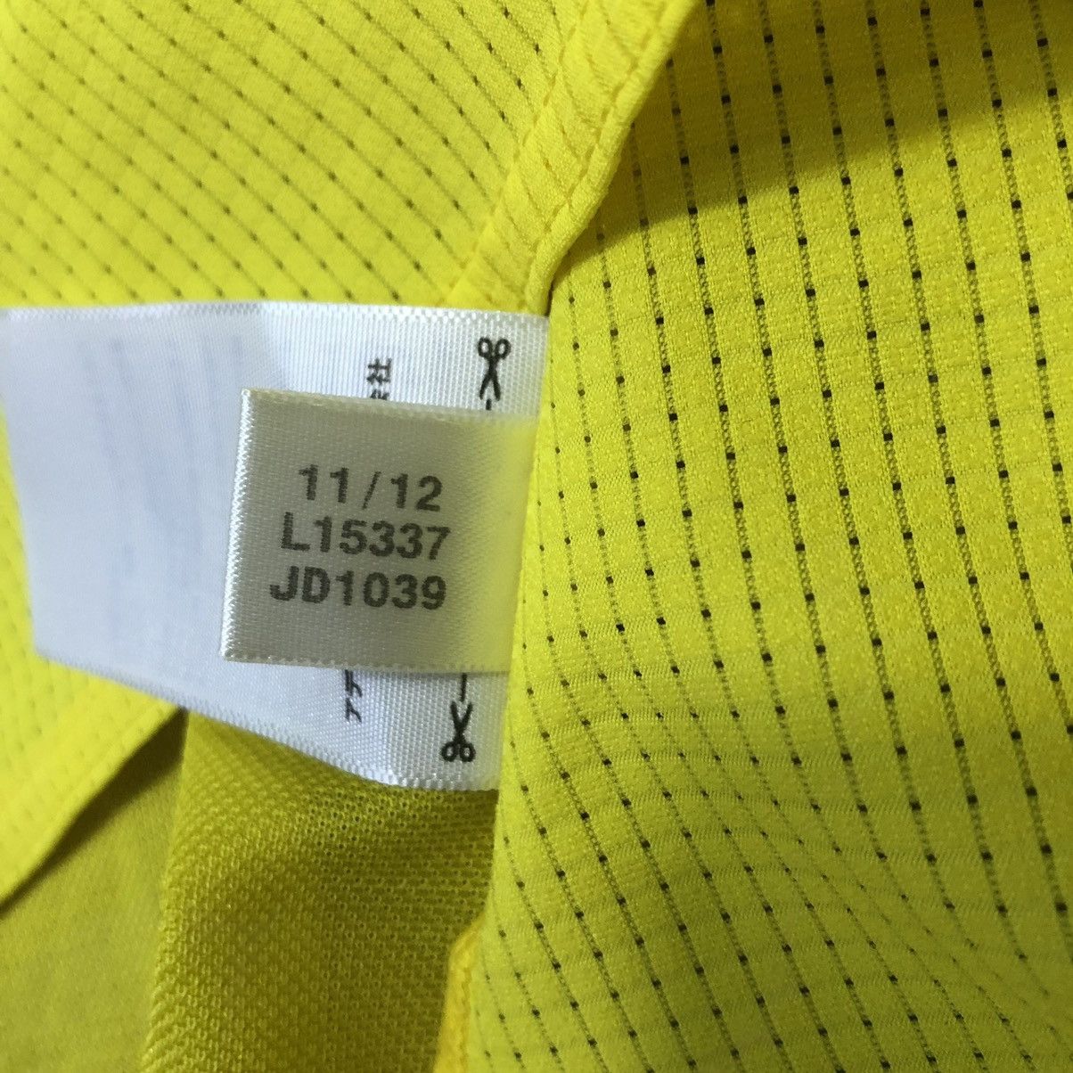 Adidas × Japanese Brand Japan 12/13 formotion training shirt Size US L / EU 52-54 / 3 - 9 Thumbnail