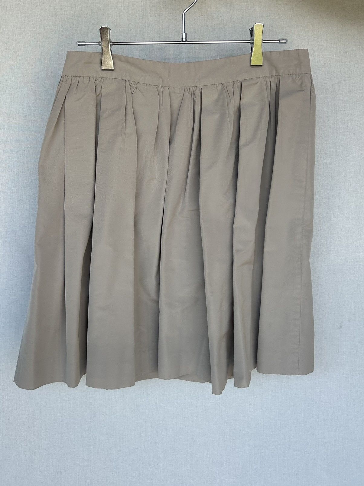 Miu Miu MIU MIU pleated beige skirt Size 26" / US 2 / IT 38 - 2 Thumbnail