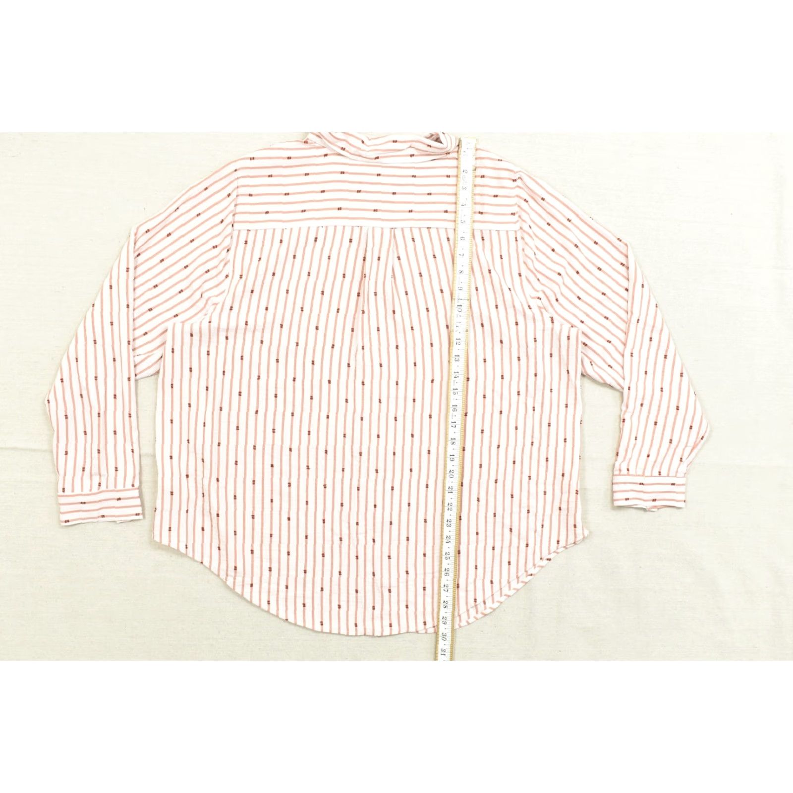 Torrid Torrid Button-Up Shirt Womens Plus Size 2 Pink Striped Long Sleeve Button Down Rayon Regular Fit Casual Spring Summer Fall Winter Size XS / US 0-2 / IT 36-38 - 4 Thumbnail