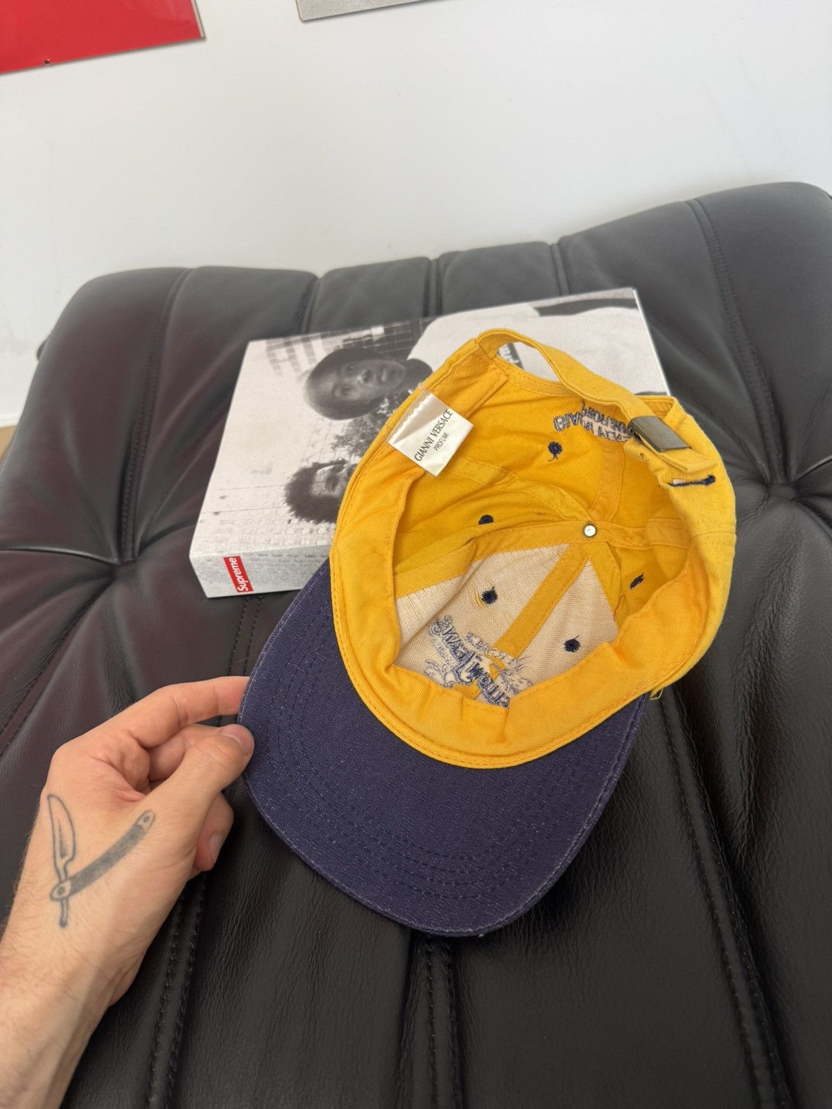 Versace Vintage 90s Gianni Versace “Yellow Jeans” Desinger Hat Cap Size ONE SIZE - 5 Thumbnail