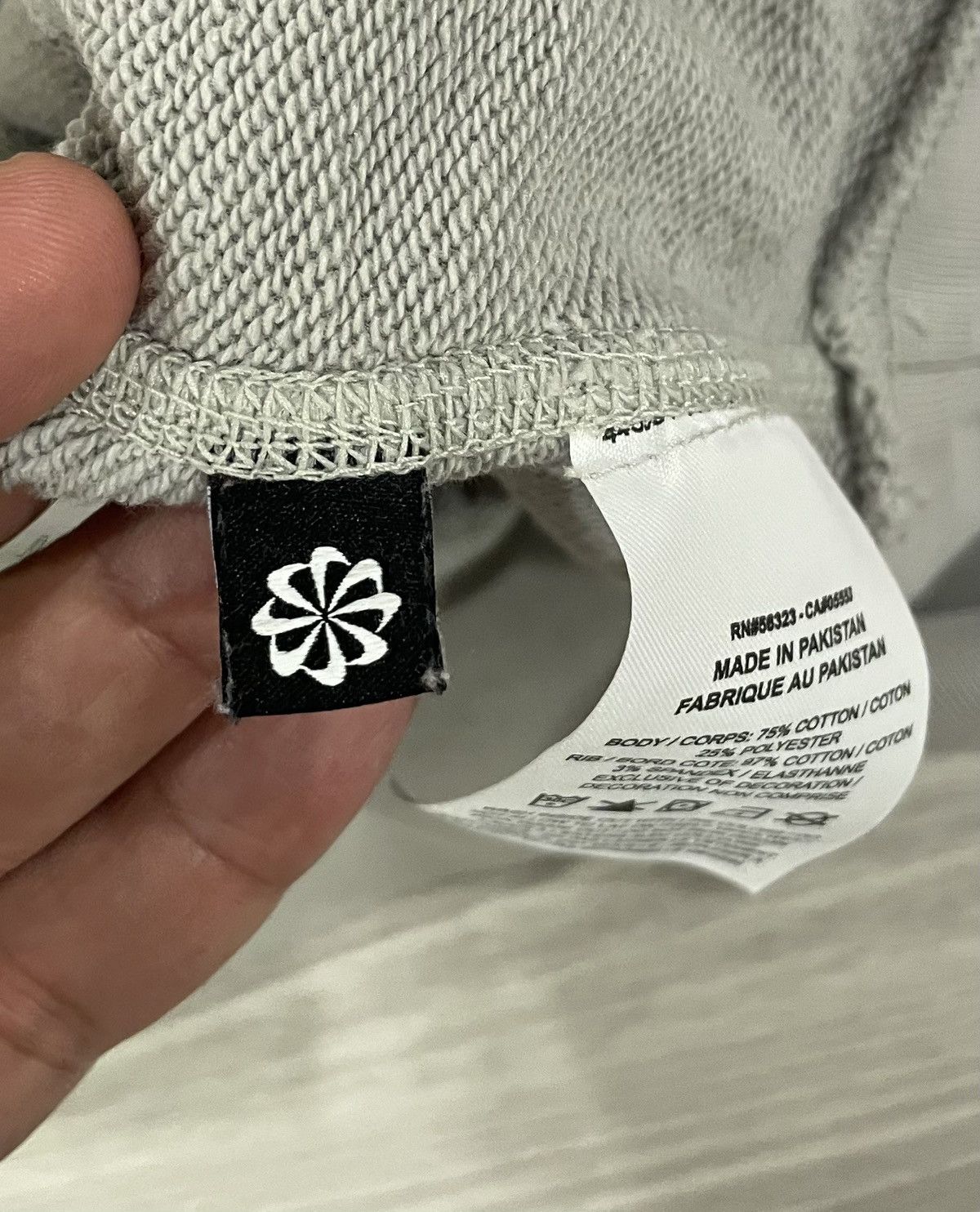 Nike ACG Nike ACG French Terry Crew Sweatshirt DN3914-012 Mens Size X Size US XL / EU 56 / 4 - 5 Thumbnail