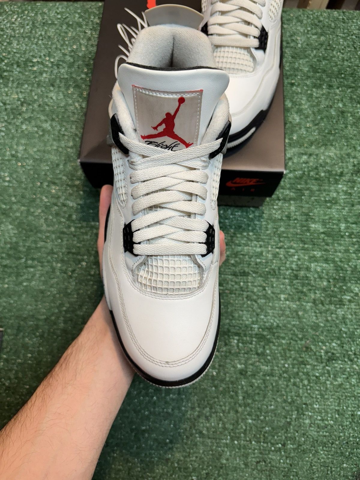 Jordan Brand Jordan Retro 4 White Cement Size 10.5 Size US 10.5 / EU 43-44 - 2 Thumbnail