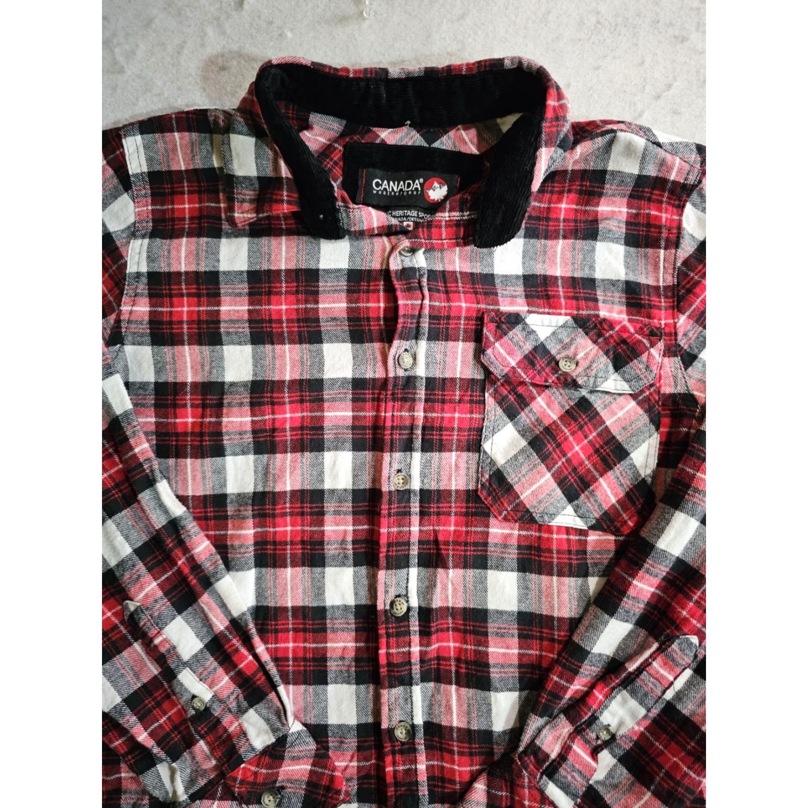 Vintage Canada Weather Gear Shirt Womens Sz Small Red/Blk Long Sleeve Button-Up Plaid Flannel 100% Cotton Casual Size S / US 4 / IT 40 - 2 Thumbnail