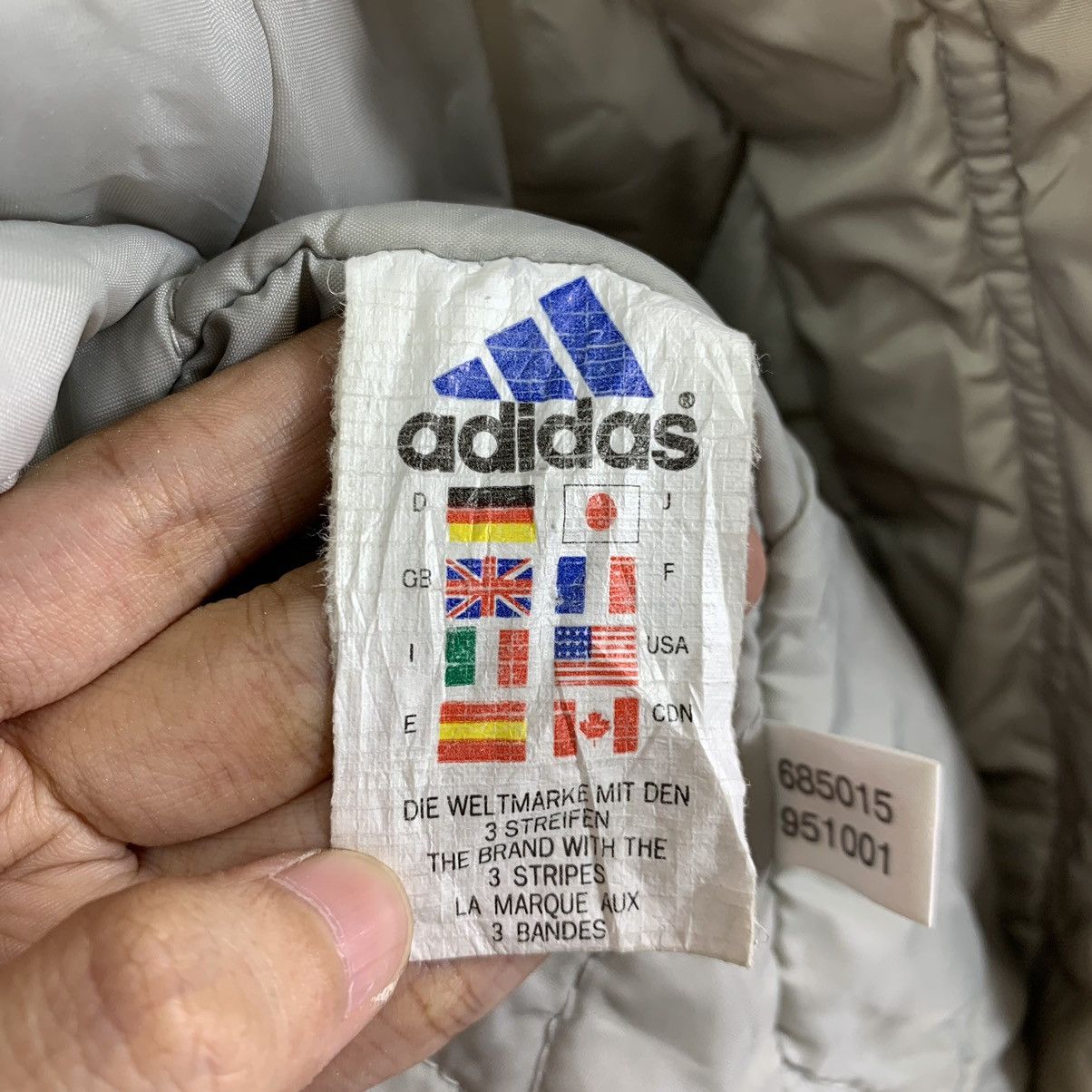 Adidas Vintage Adidas Button Light Jacket Size US L / EU 52-54 / 3 - 10 Thumbnail