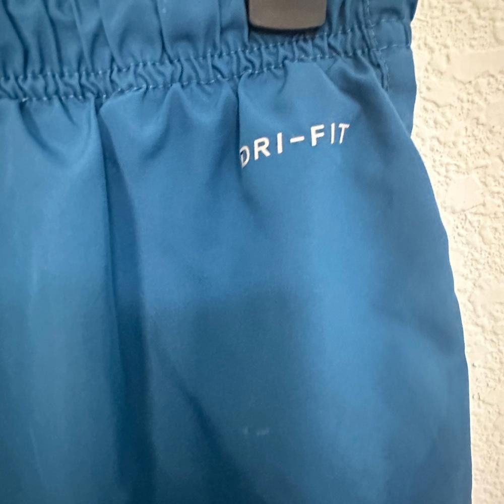 Nike Nike Dry City Core Dri-Fit Blue Pull-On Shorts Size Large Size 34" / US 12 / IT 48 - 7 Thumbnail