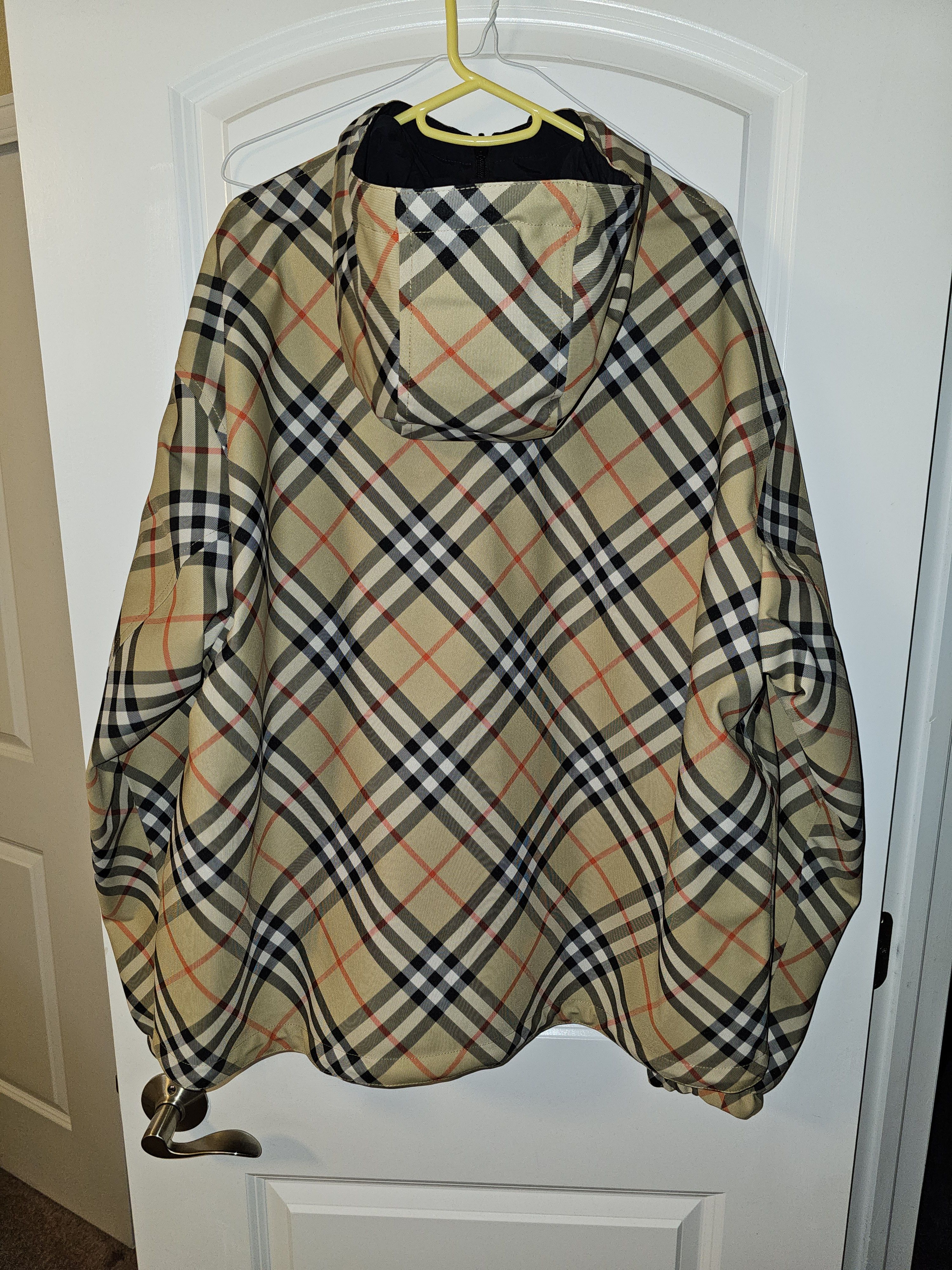 Burberry Burberry Reversible Check Jacket Sand/Beige Size US XL / EU 56 / 4 - 2 Thumbnail