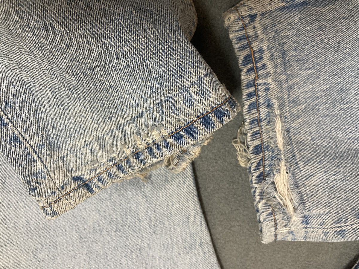 Levi's Vintage Y2K Levis 501 jeans Made in Mexico Size US 33 - 13 Thumbnail