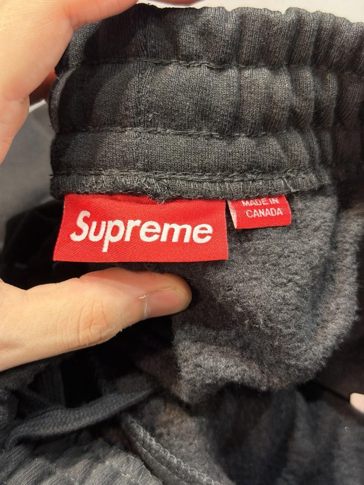 Supreme Supreme S Logo Sweatpants Black (SS25) Brand New Size Large Size US 34 / EU 50 - 9 Thumbnail