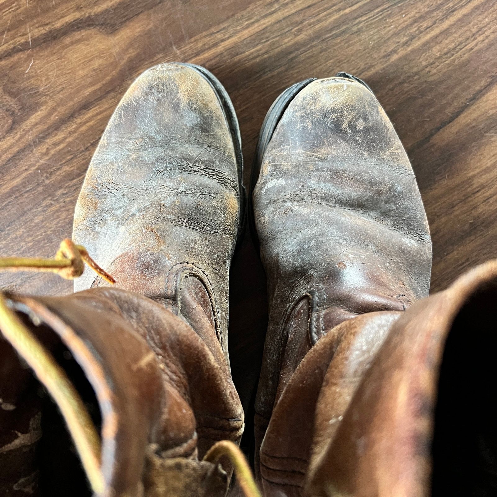 Red Wing Destroyed Thrashed Men's Red Wing Boots Size 8.5 D Size US 8.5 / EU 41-42 - 6 Thumbnail