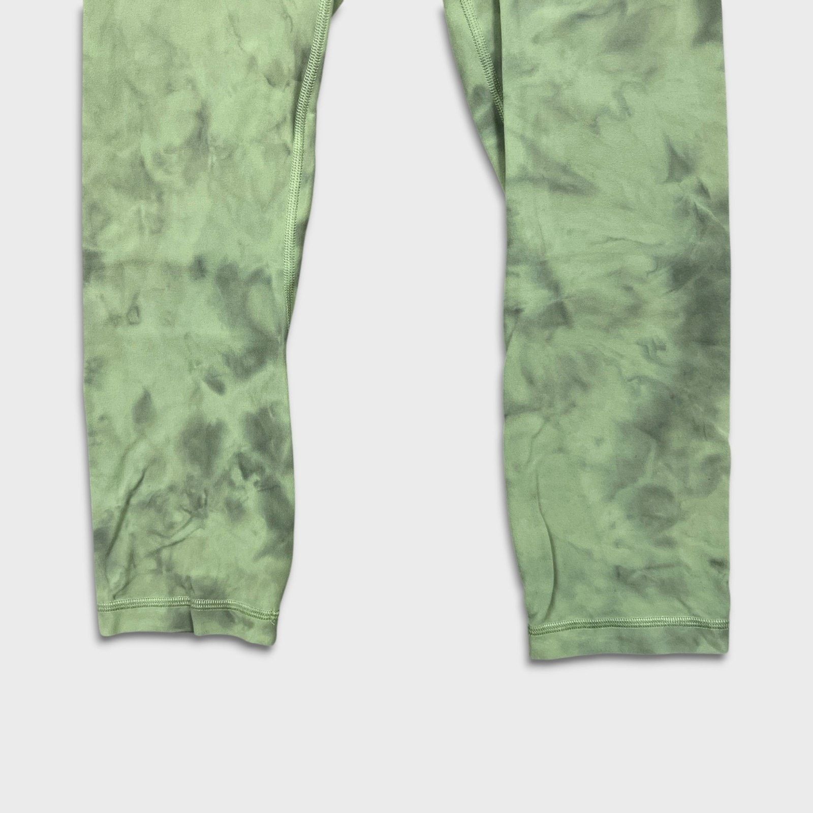 Lululemon Lululemon Align Crop 21" *Diamond Dye High Rise Yoga Legging Size 27" / US 4 / IT 40 - 3 Thumbnail