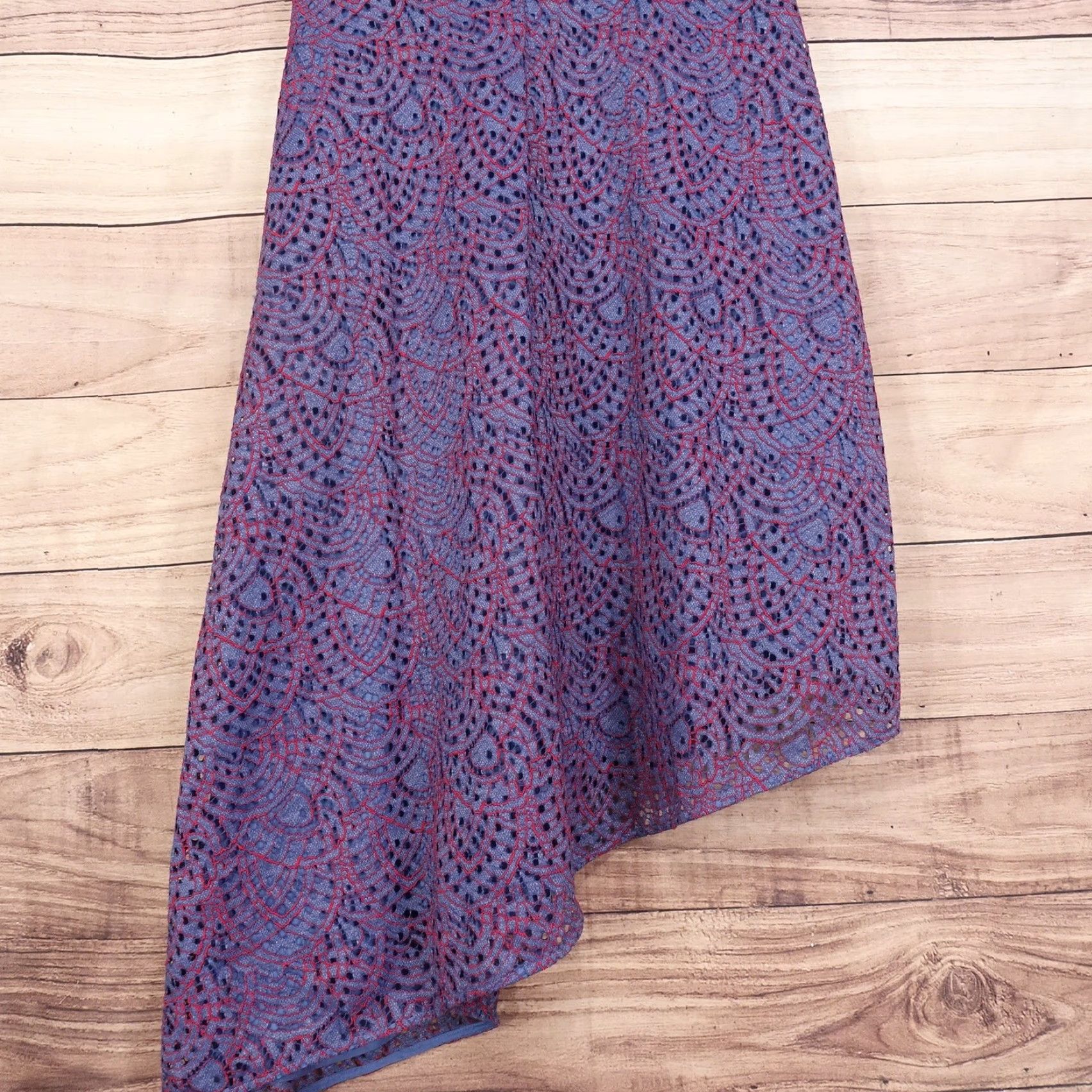 Banana Republic VINTAGE? No. Banana Republic Dress Womens 4 Blue Purple Lace Asymmetrical Hem Party Cocktail Wedding Formal Dress Size S / US 4 / IT 40 - 3 Thumbnail