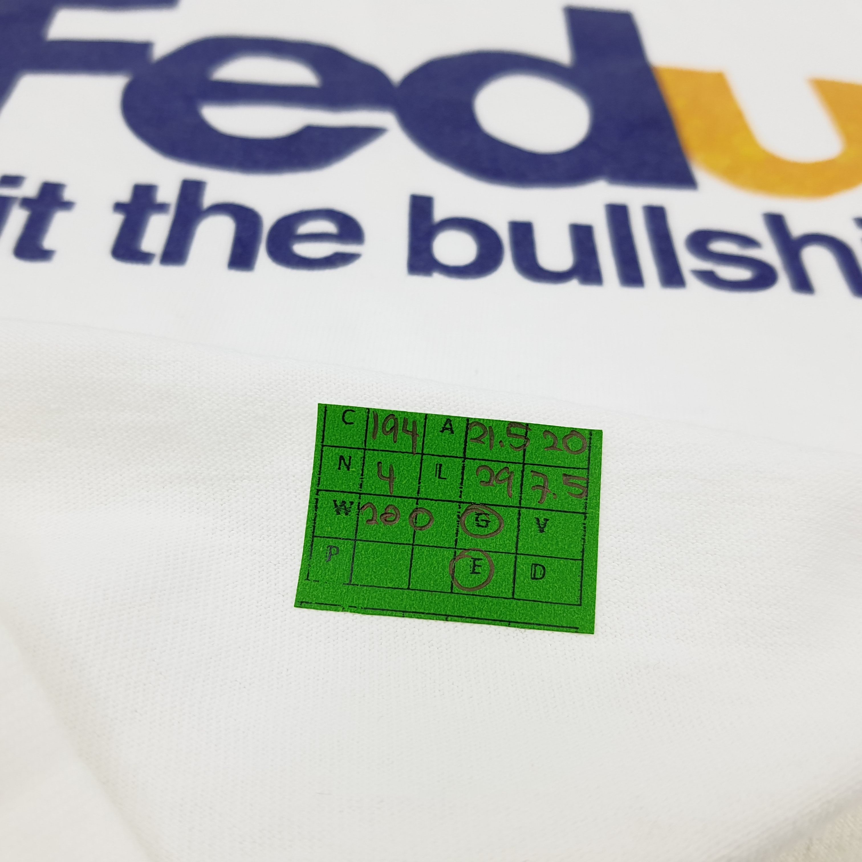 Vintage Vintage FedUp Bullshit Parody FedEx Delivery Tshirt Size US L / EU 52-54 / 3 - 7 Thumbnail
