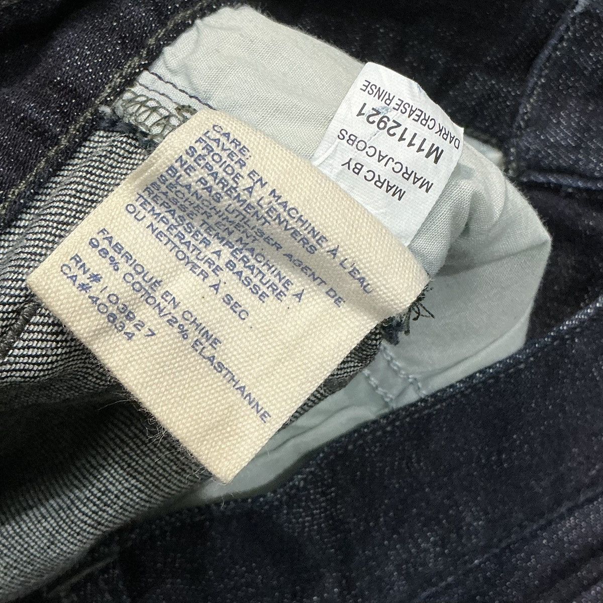Marc by Marc Jacobs Marc by Marc Jacobs Dark Wash High Wise Flare Jeans NWT Y2K Size 28" / US 6 / IT 42 - 8 Thumbnail