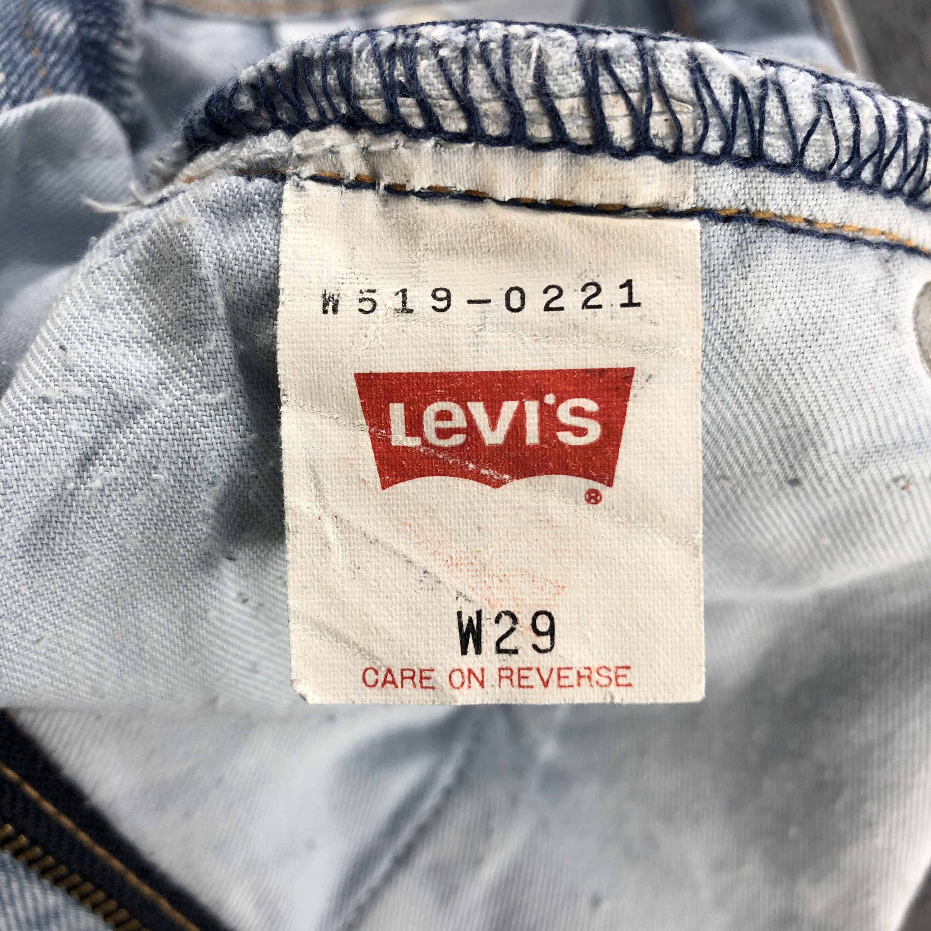 Levi's × Vintage 90s Vintage Light Wash Levis 519 Jeans-JM2000 Size 27" / US 4 / IT 40 - 9 Thumbnail