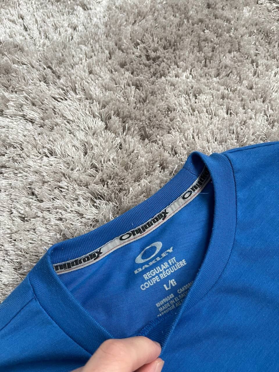Oakley × Streetwear × Vintage vintage rare oakley big logo tee Size US L / EU 52-54 / 3 - 4 Thumbnail
