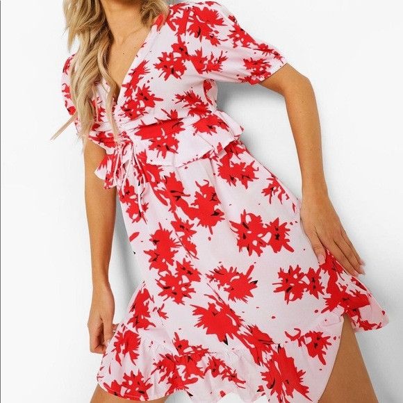 Boohoo NWT NEW Boohoo Ruched Bust Frill Mini Dress Size 4 Size S / US 4 / IT 40 - 3 Thumbnail