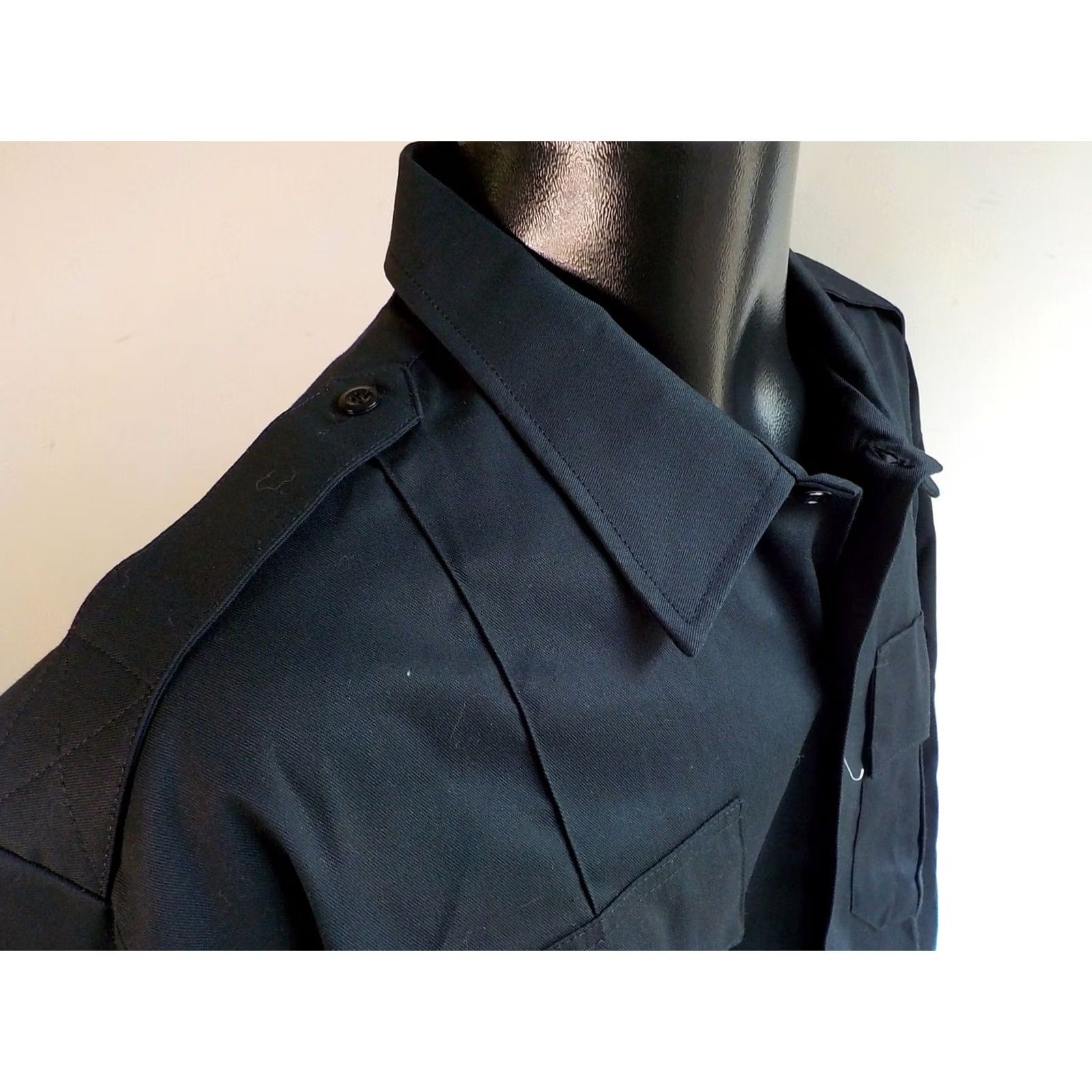 Vintage VINTAGE Blauer Mens Long Sleeve Button Front Work Shirt 8703X Dark Navy Poly/Cotton XL NWT Size US XL / EU 56 / 4 - 4 Thumbnail