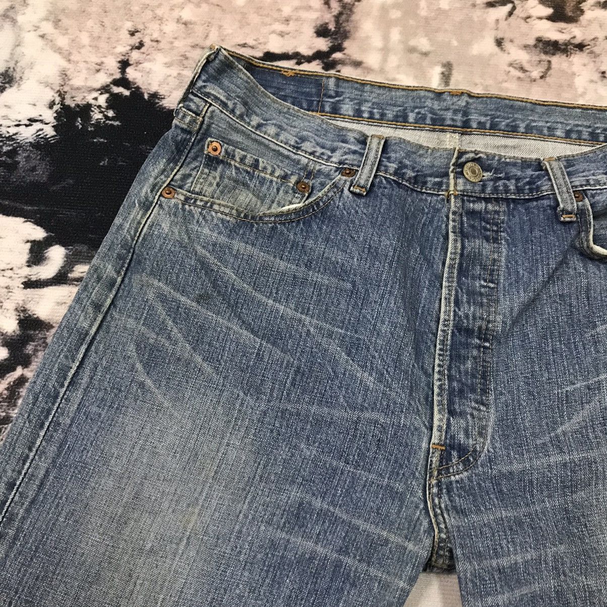 Levi's Vintage Clothing Vintage Levis 501 Button Up Distressed Denim Jeans Short Size US 32 / EU 48 - 5 Thumbnail